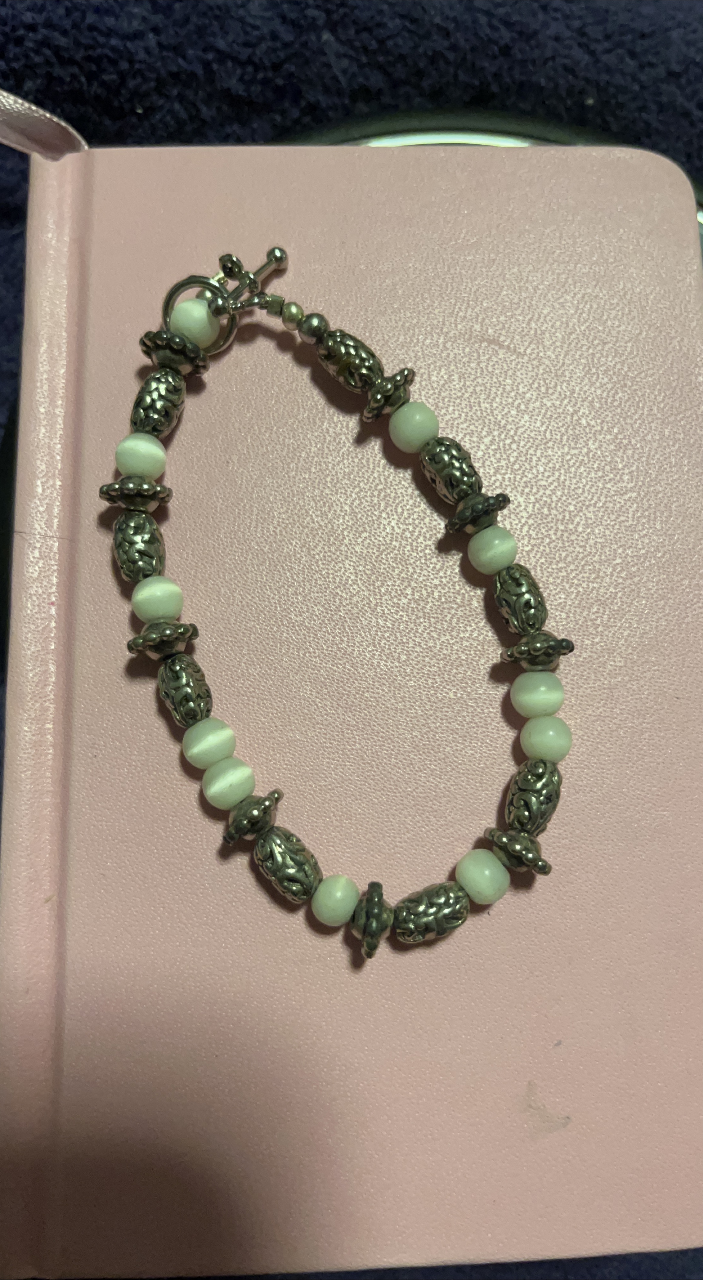 Beaded Bracelet - Silver and White image indicator(2)