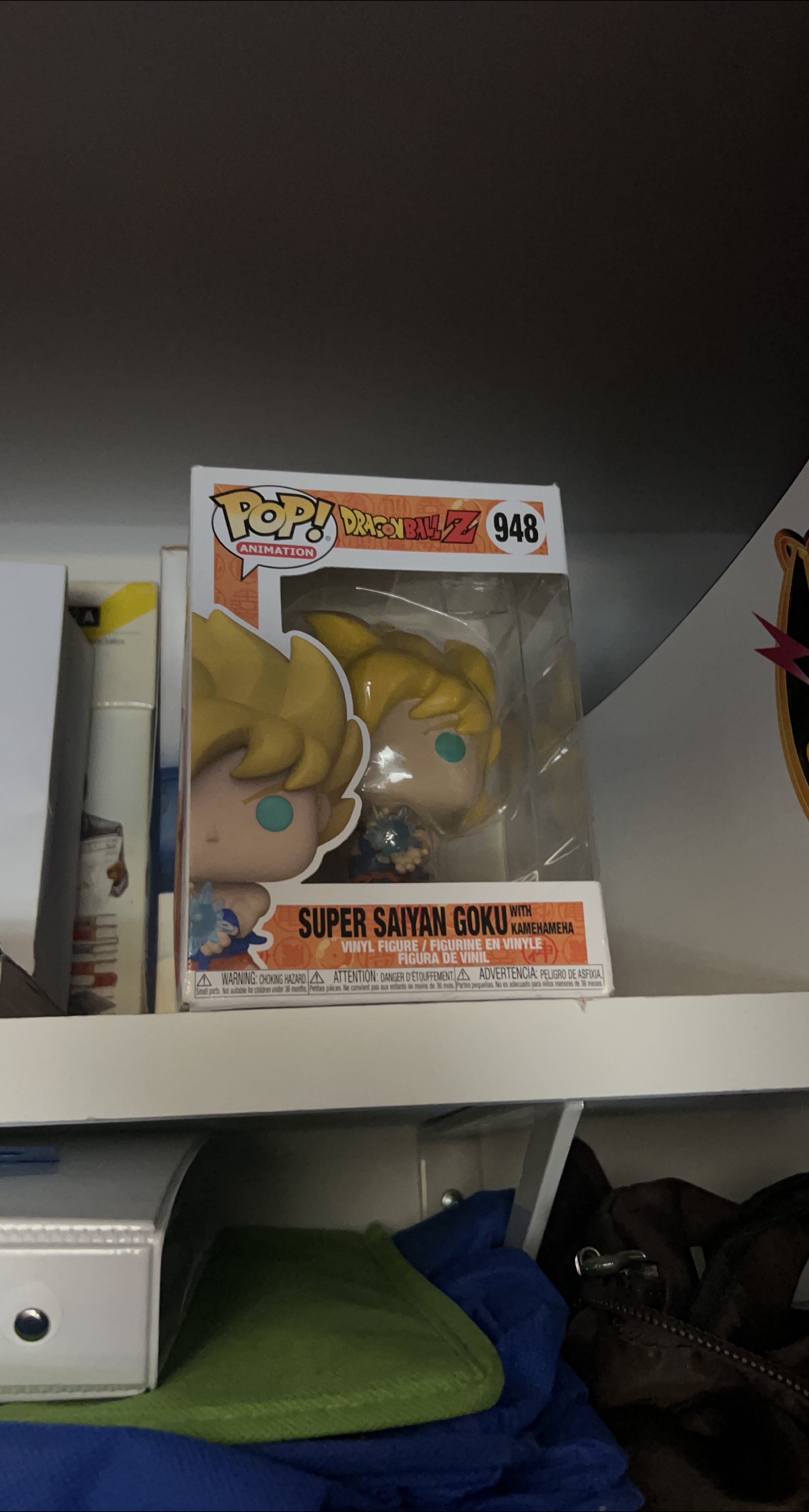Funko Pop! Dragon Ball Z Super Saiyan Goku #948 thumbnail