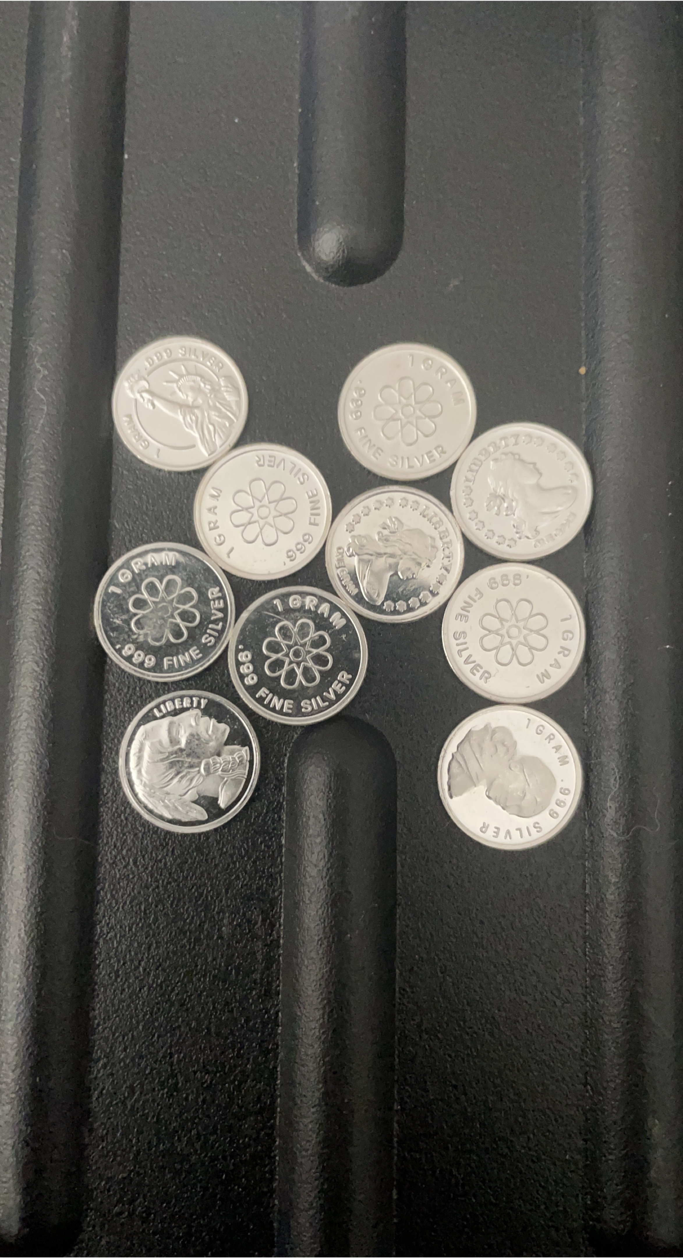 Ten (10) 1 Gram .999 Fine Silver Rounds - Various Designs thumbnail