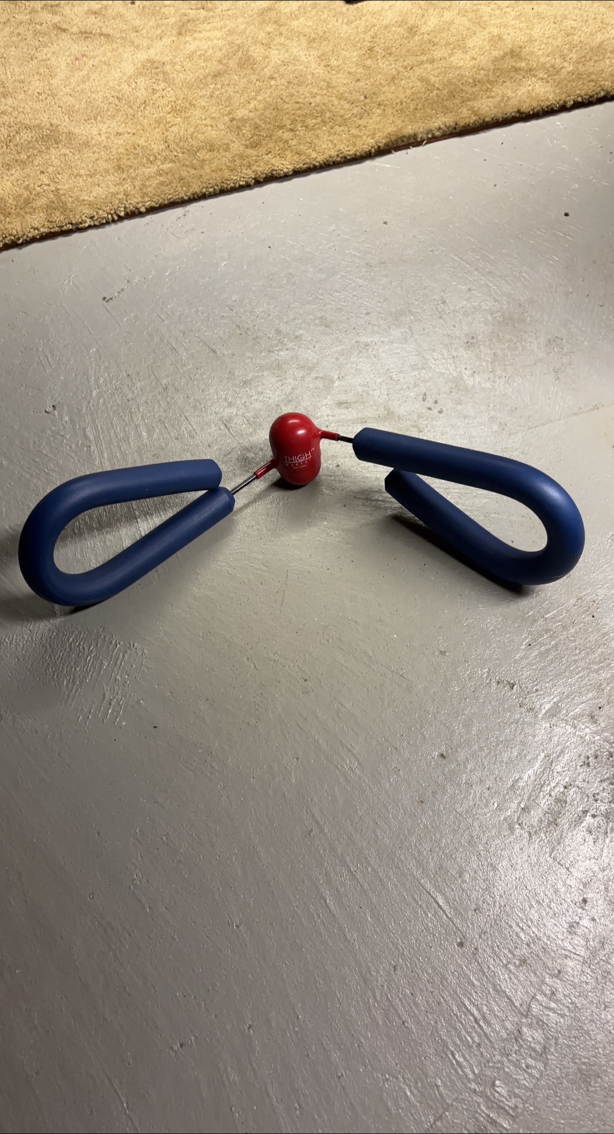Thigh Master Exercise Equipment thumbnail
