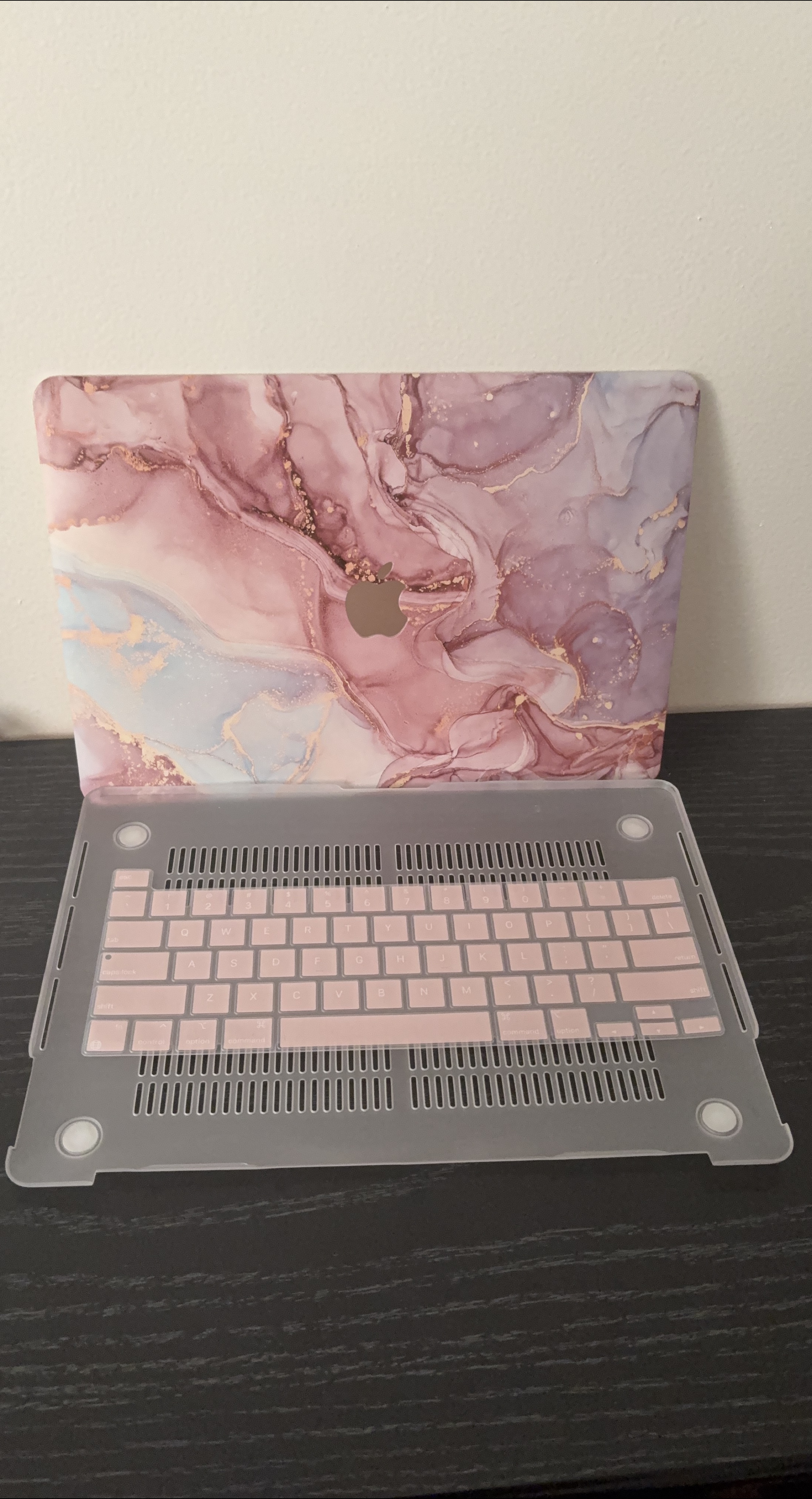Macbook Case (Marble Design) thumbnail