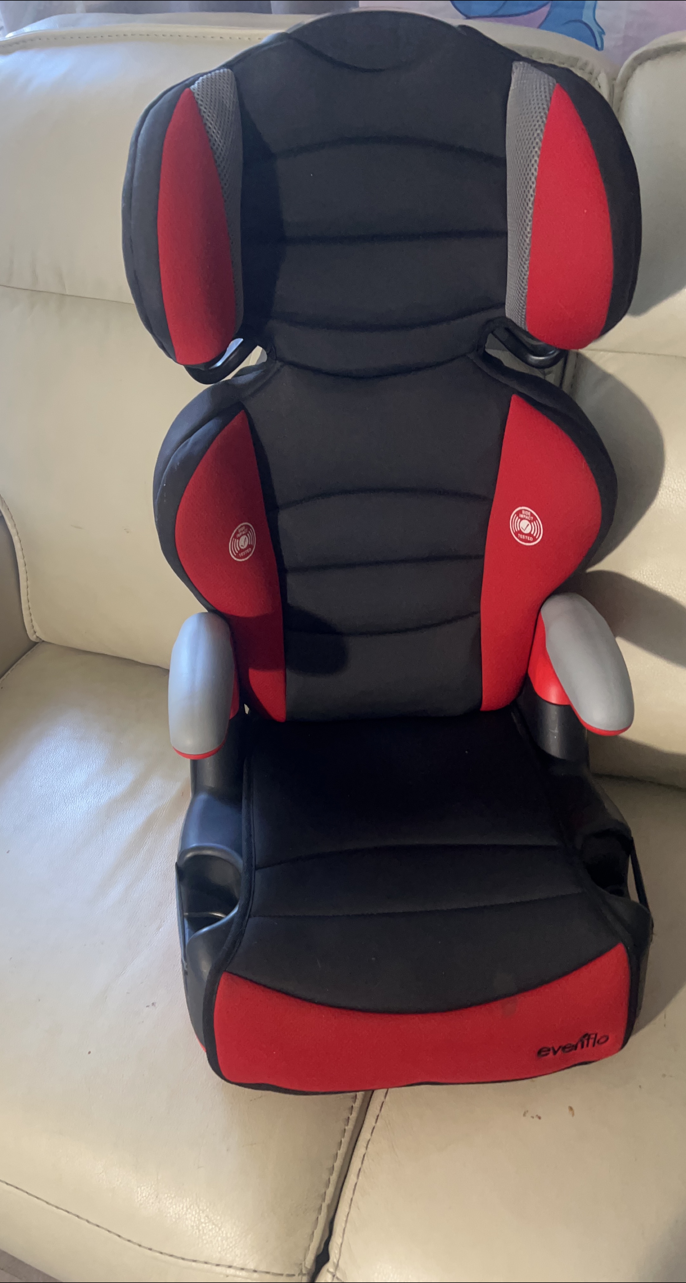 Evenflo Big Kid LX Booster Car Seat thumbnail