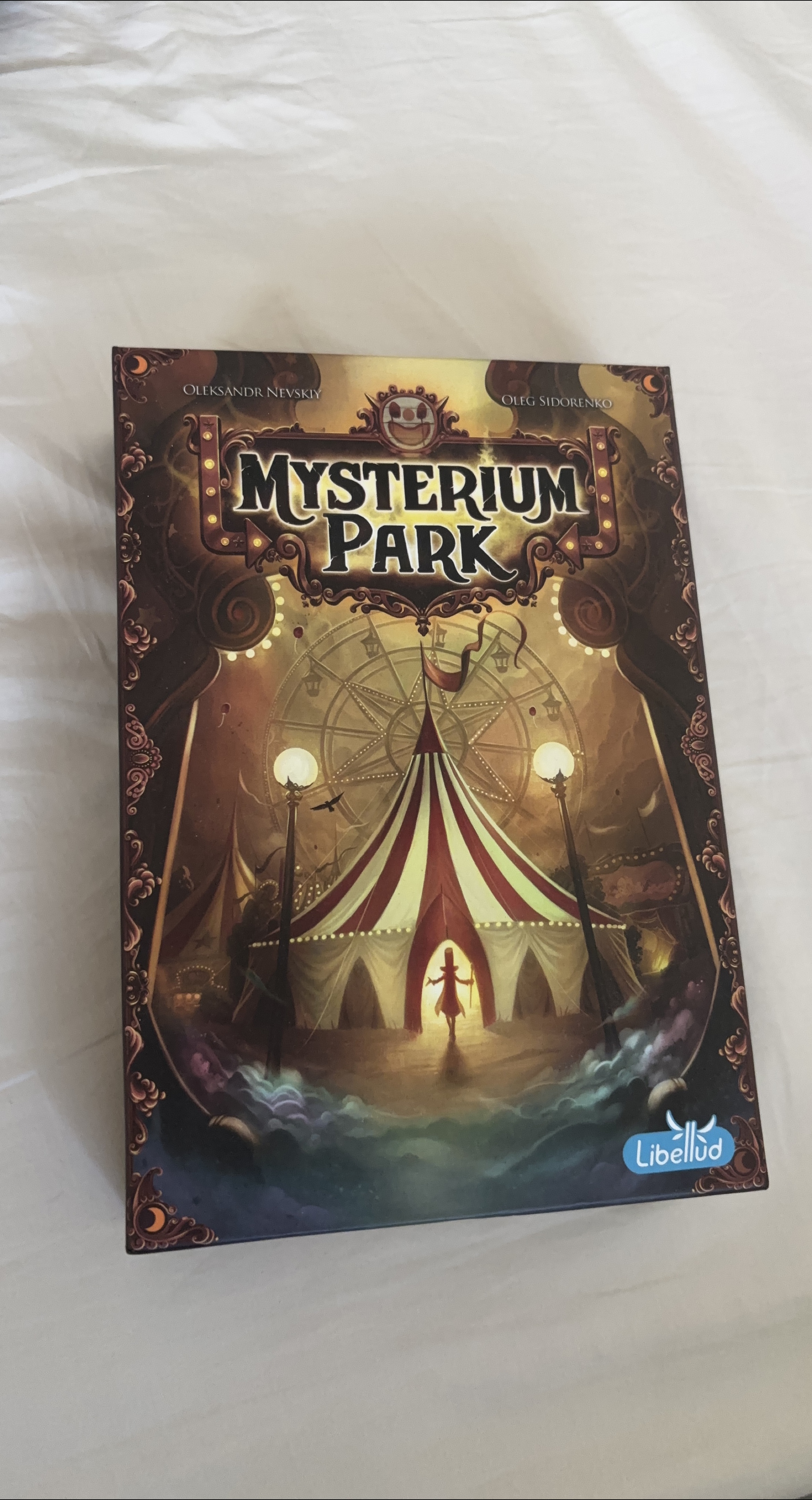 Mysterium Park Board Game thumbnail