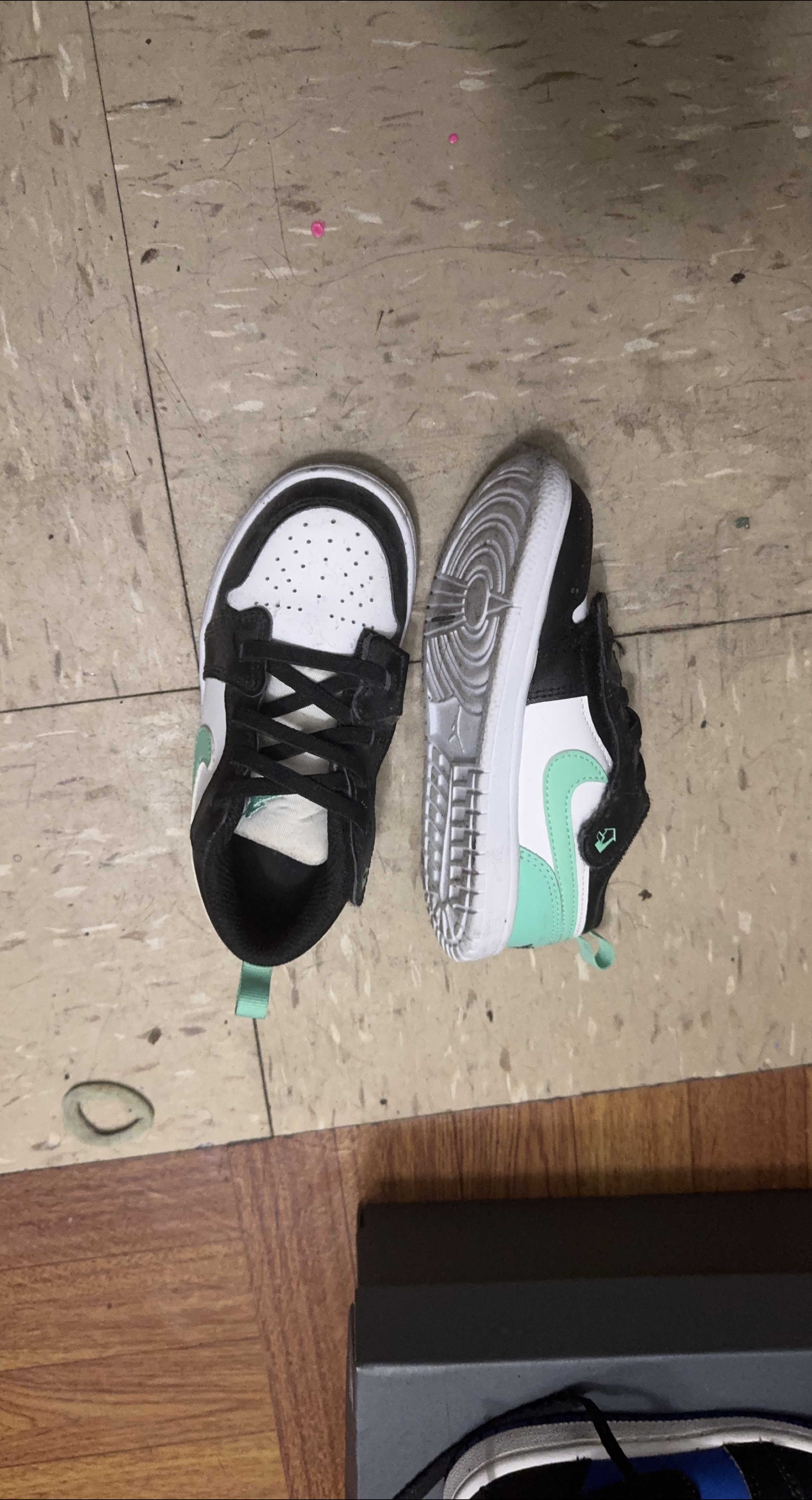 Nike Air Jordan 1 Low Toddler Sneakers