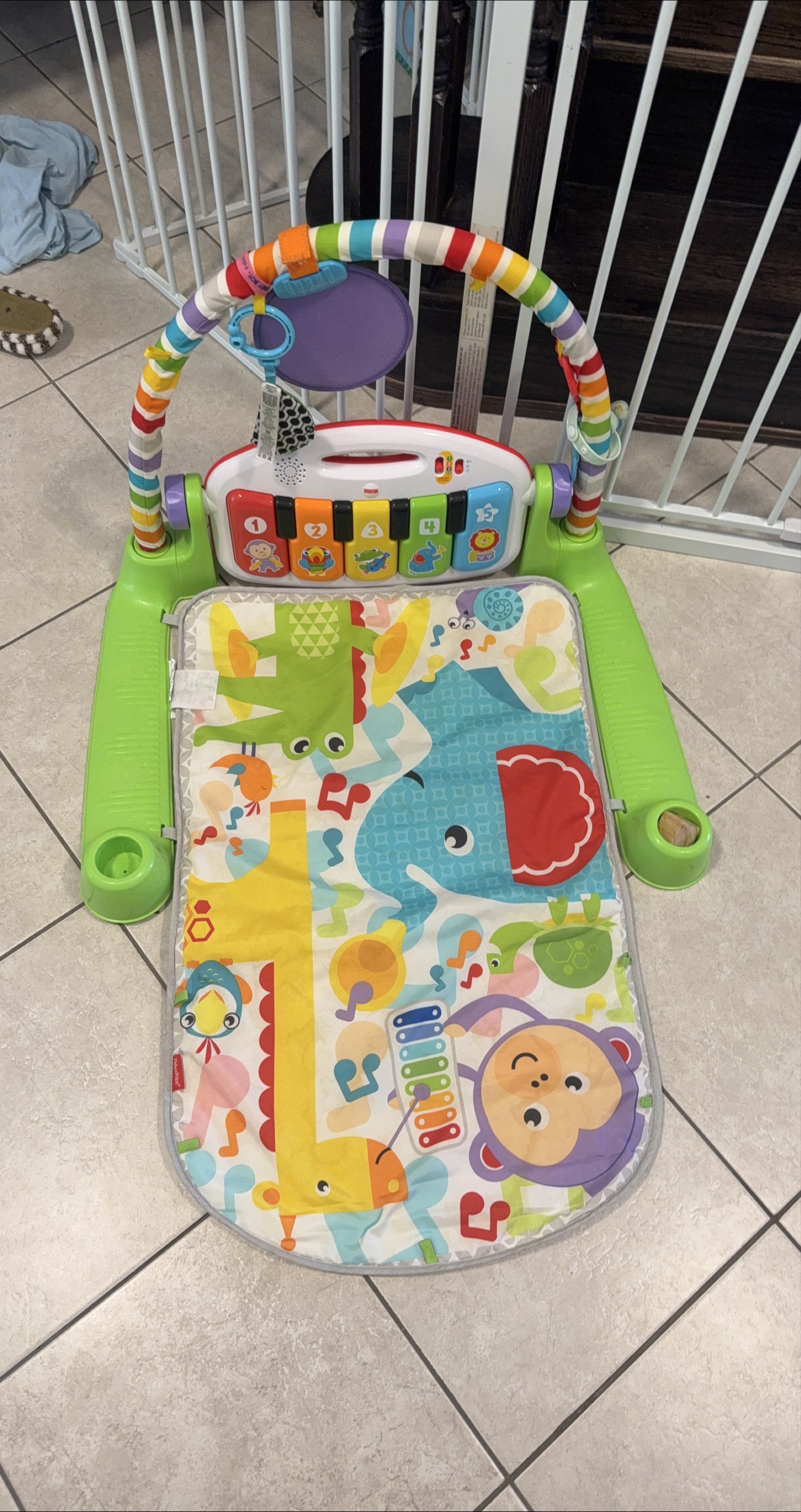Fisher-Price Deluxe Kick & Play Piano Gym