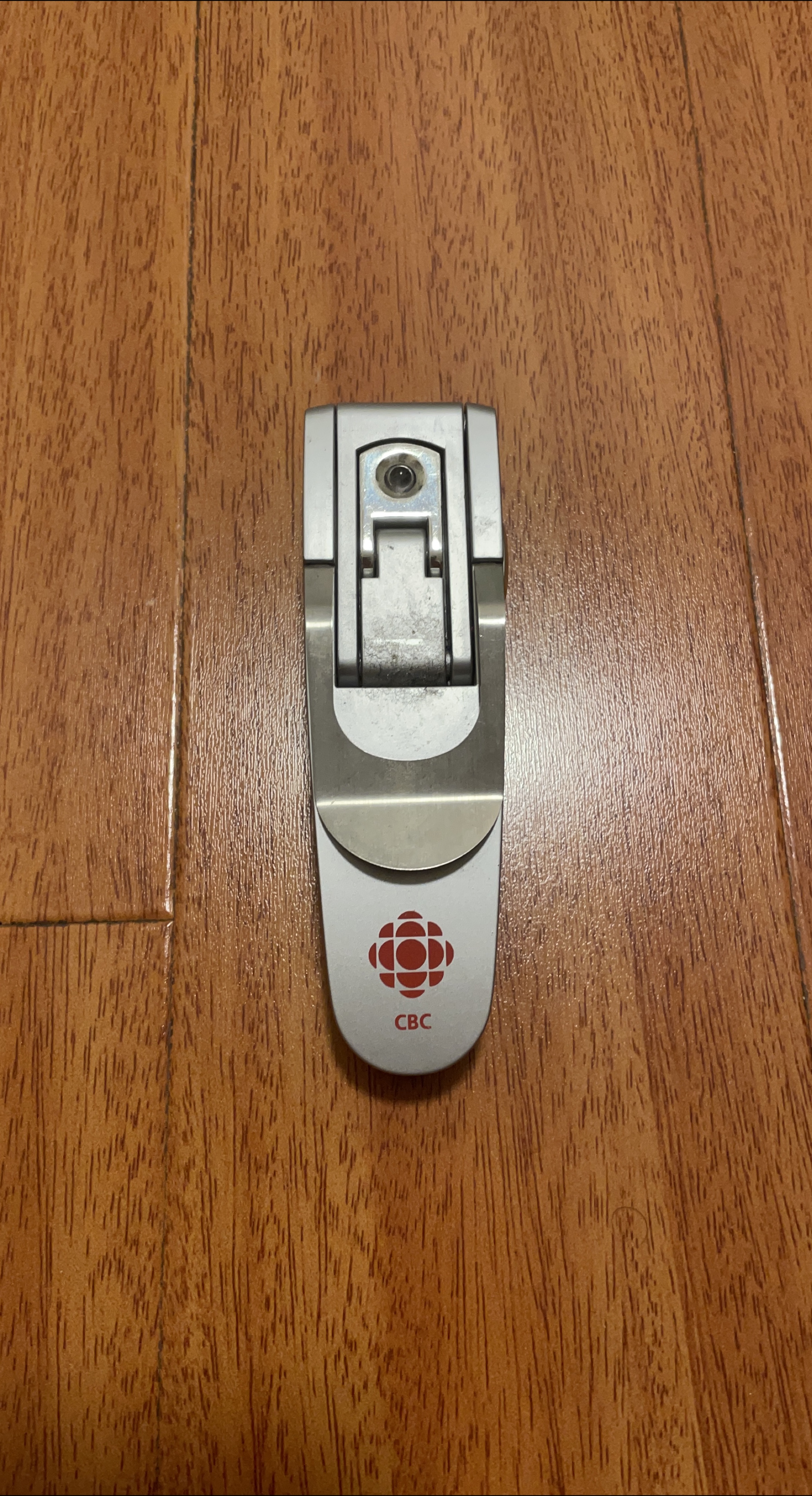 CBC Clip-on reading light thumbnail