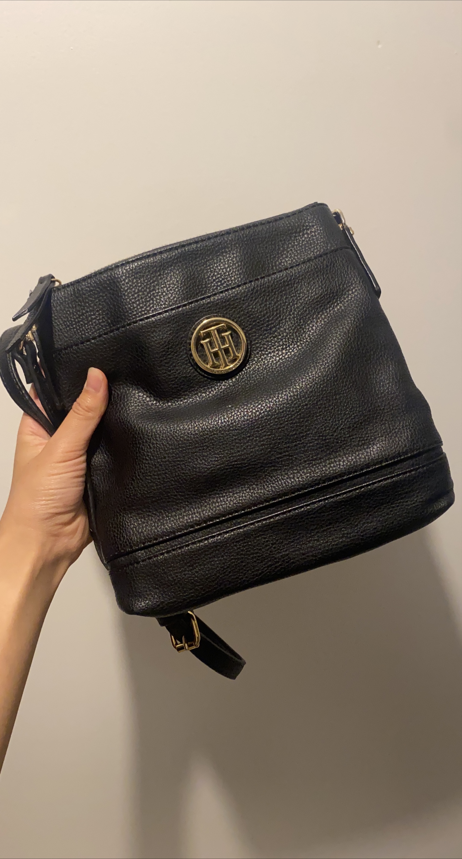 Tommy Hilfiger Black Crossbody Purse Bag thumbnail
