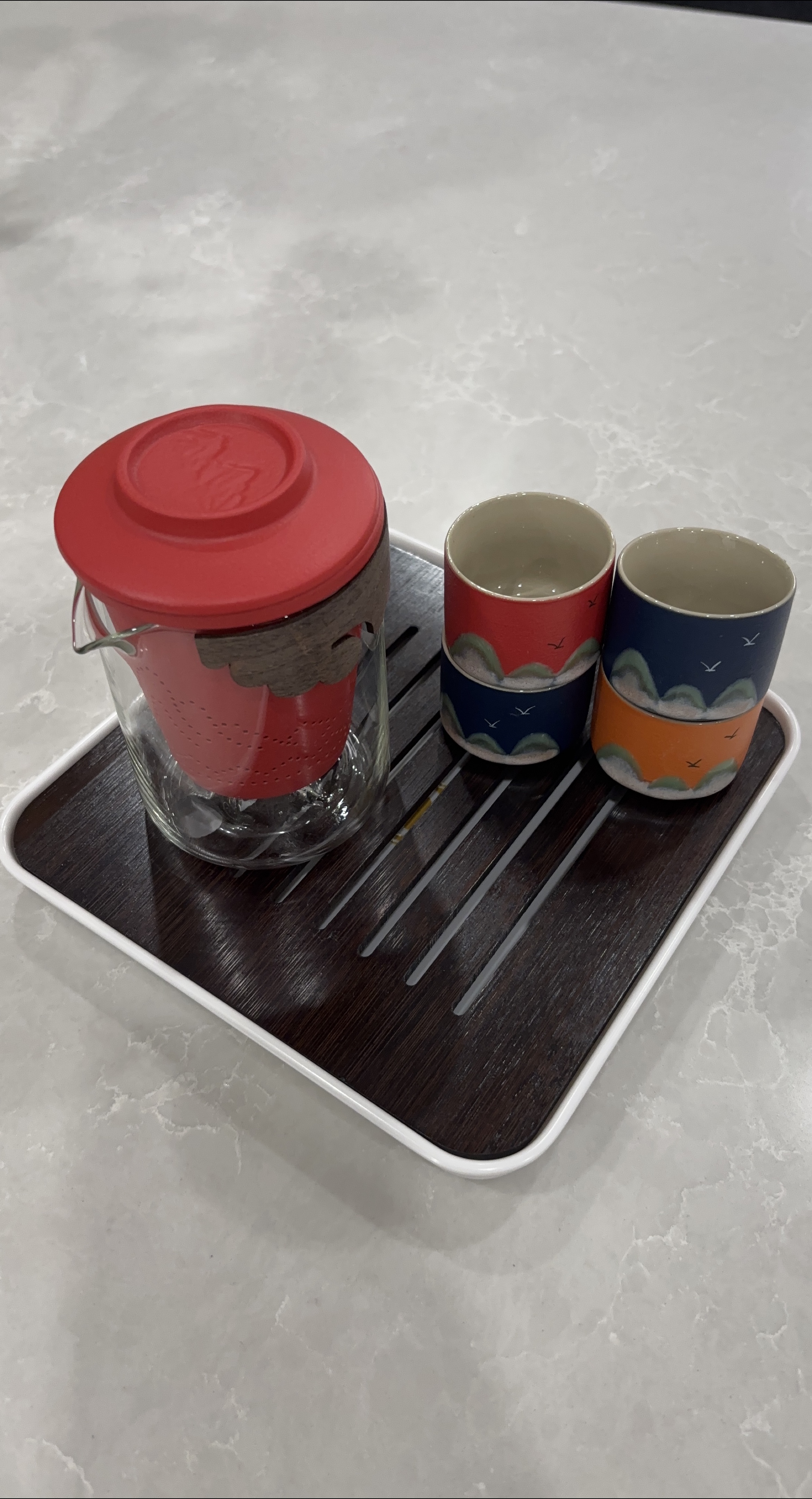 Tea Set with Tray and 4 Cups thumbnail