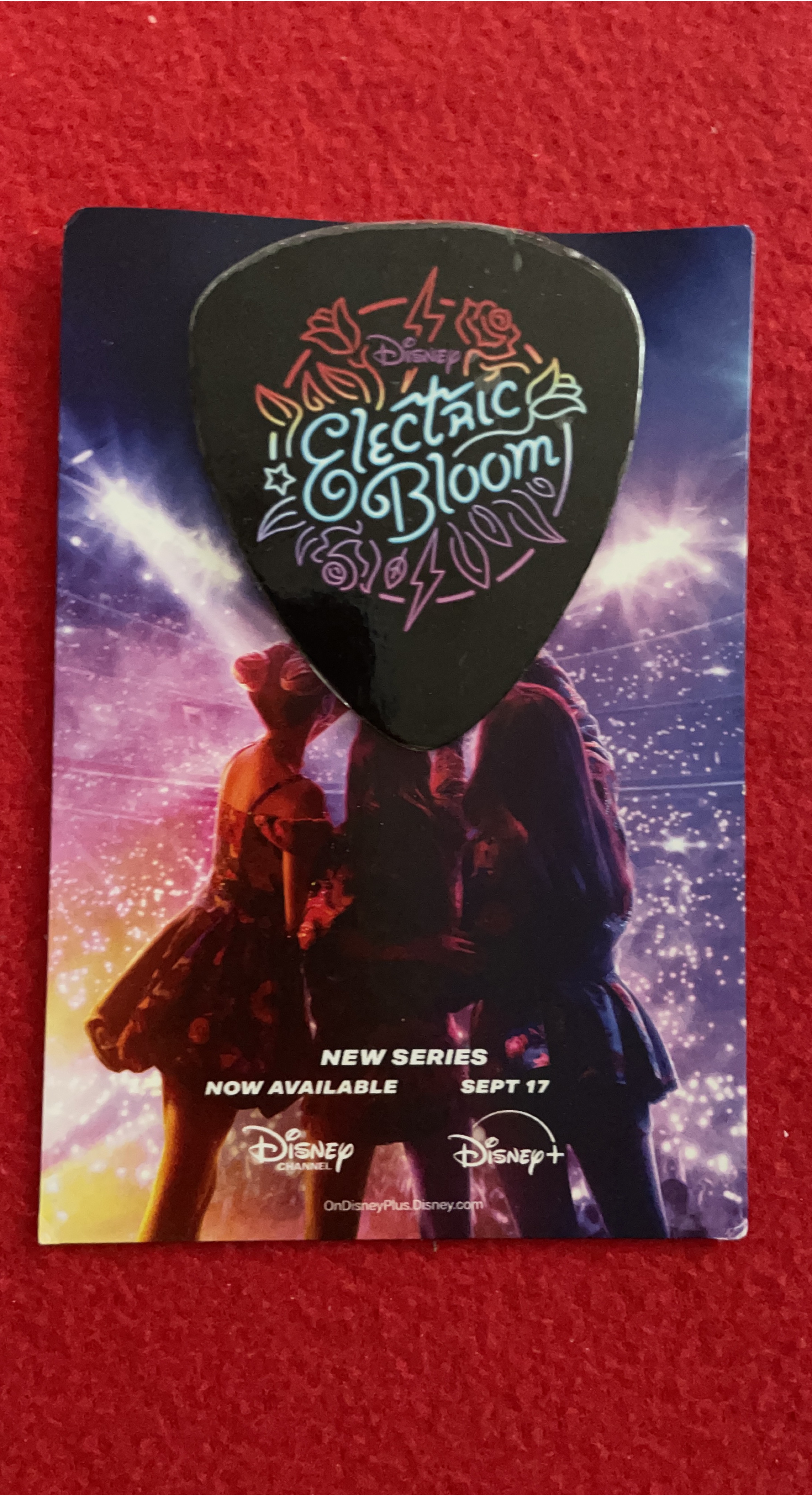 Disney Electric Bloom Guitar Pick - New Series thumbnail