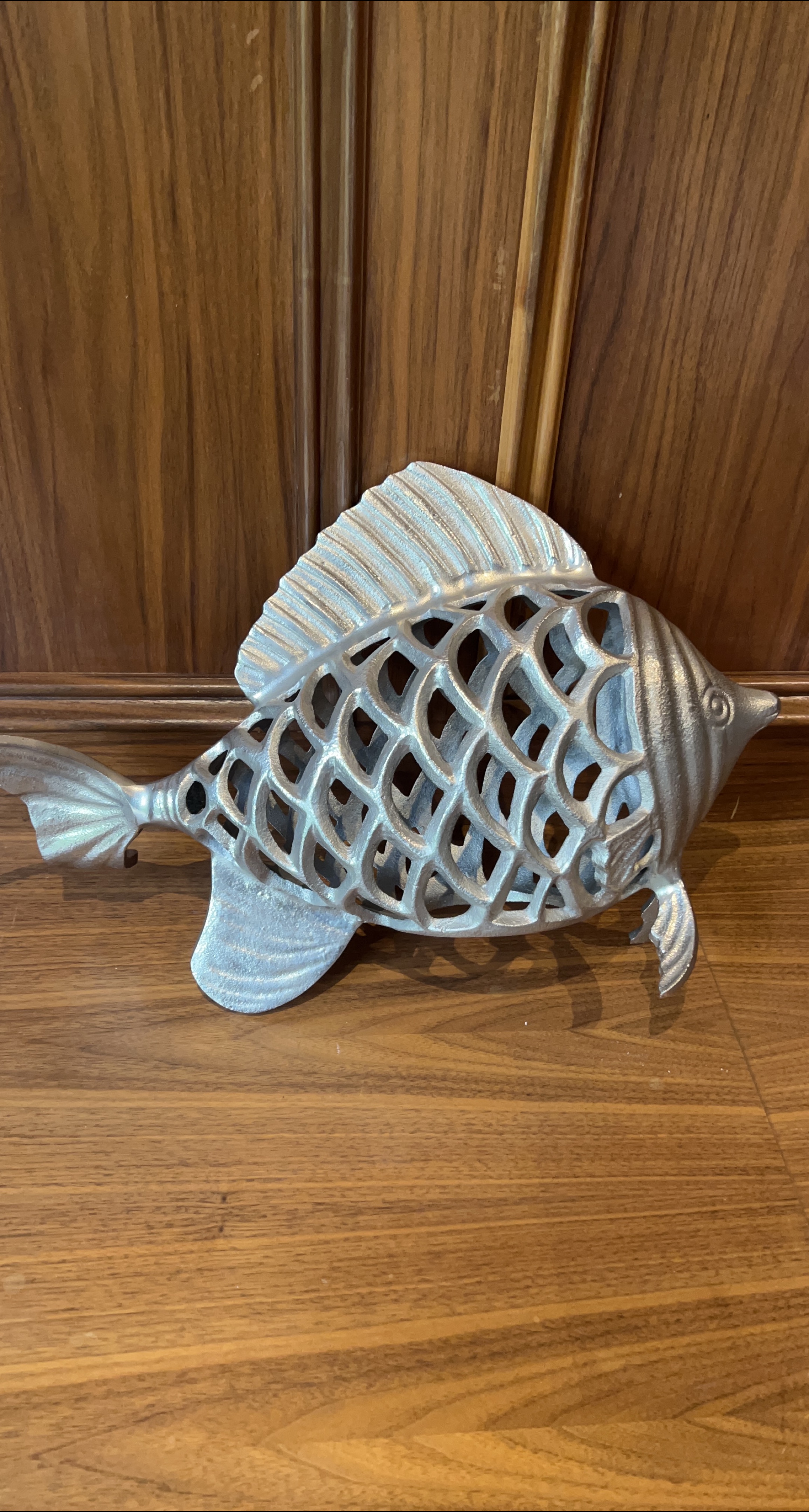 Silver Metal Fish Decor thumbnail