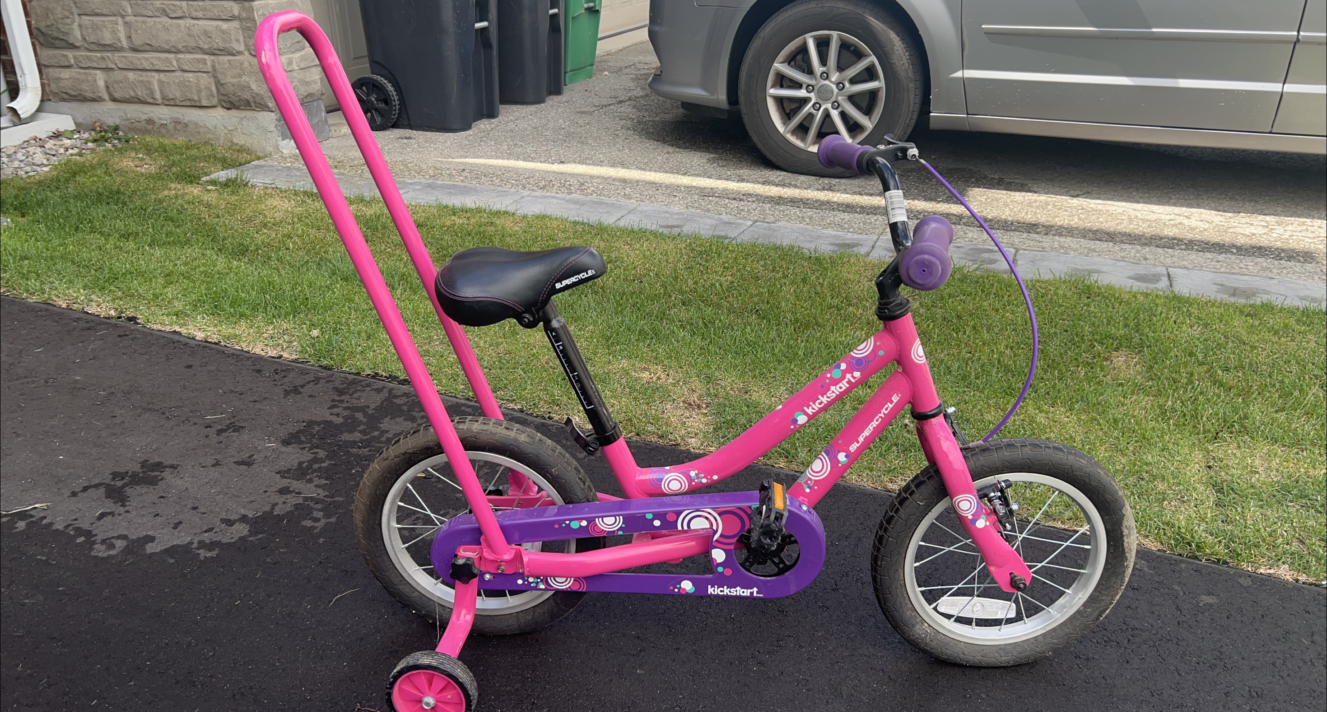 Kickstart Pink Kids' Bike thumbnail
