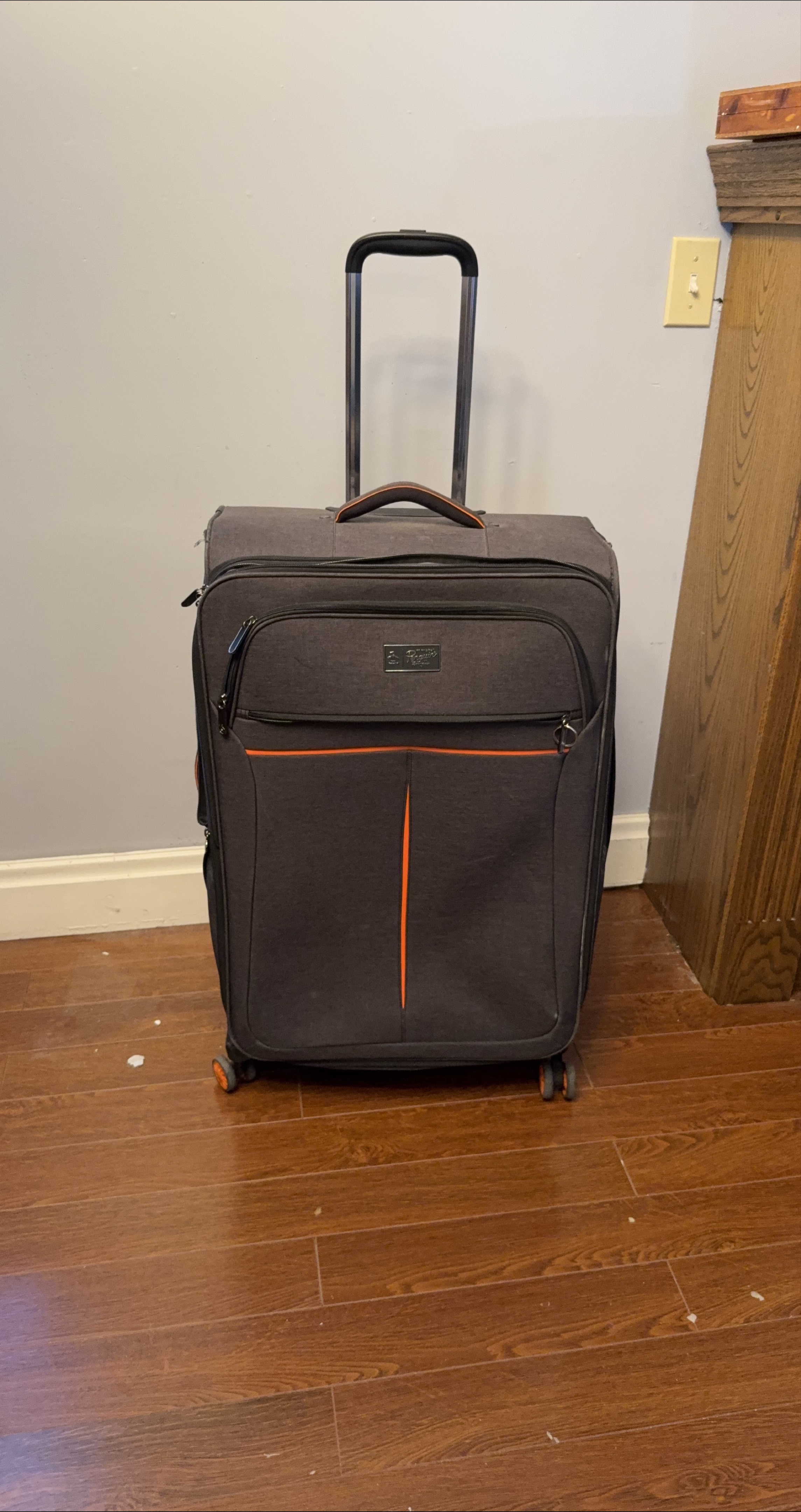 Original Penguin Rolling Suitcase thumbnail