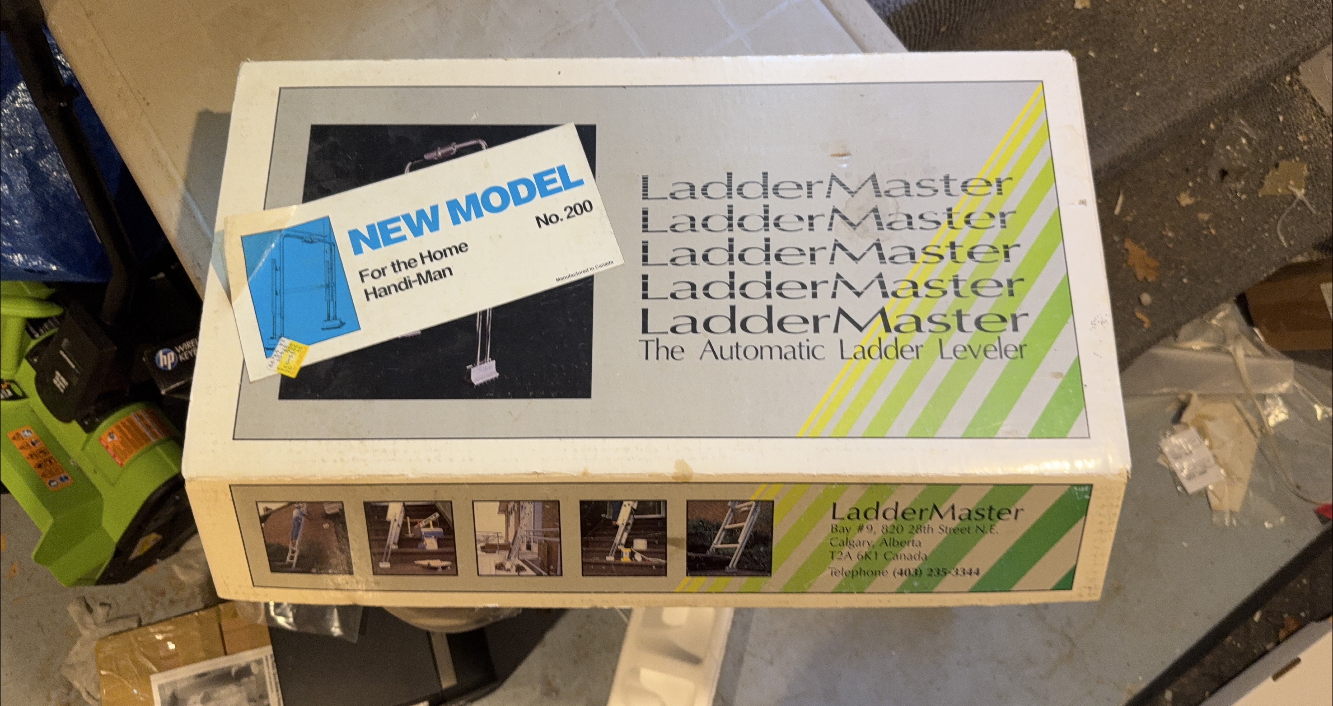 LadderMaster Automatic Ladder Leveler No. 200 thumbnail