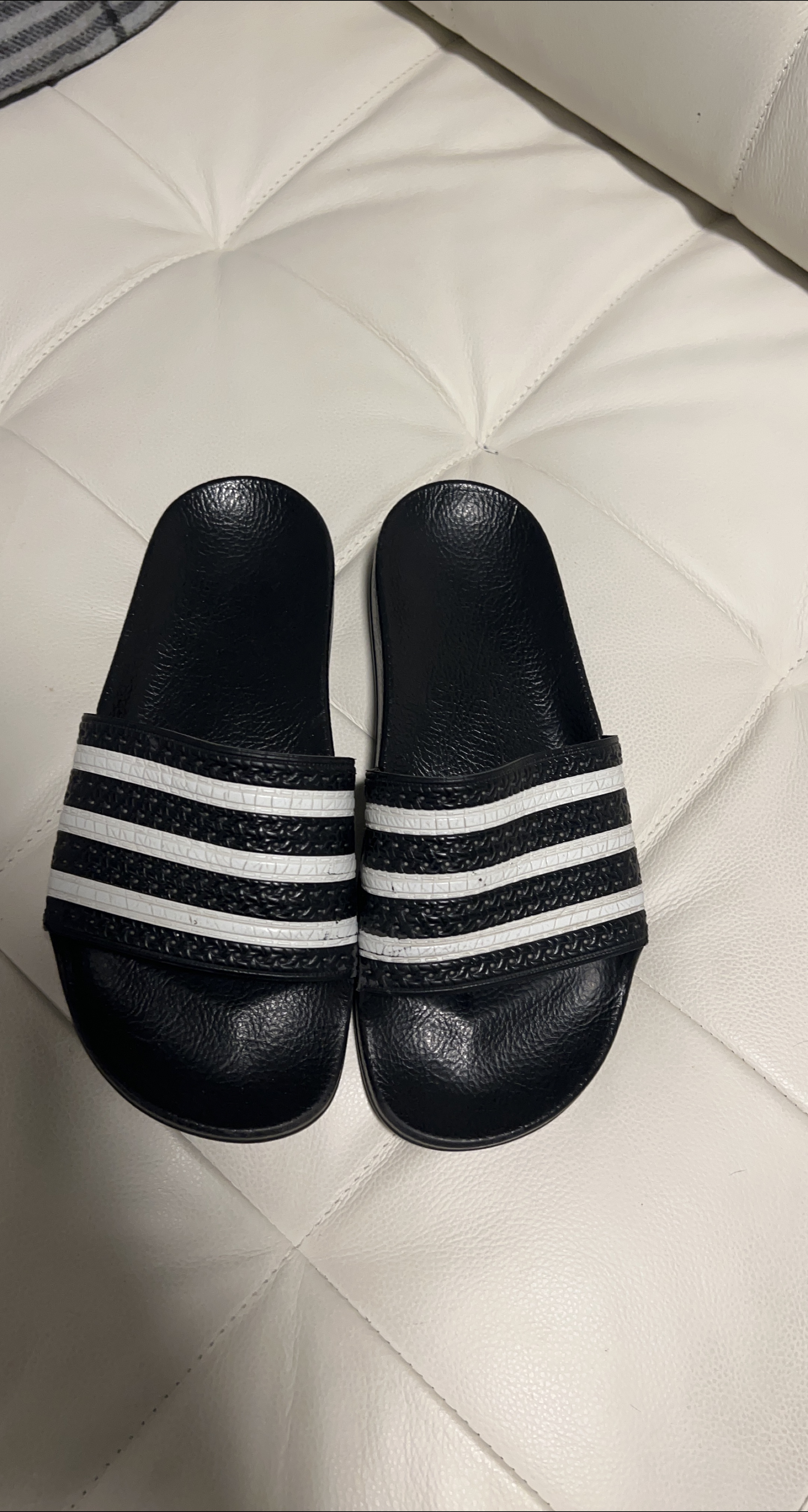 Adidas Adilette Slides - Black & White - size 7 thumbnail