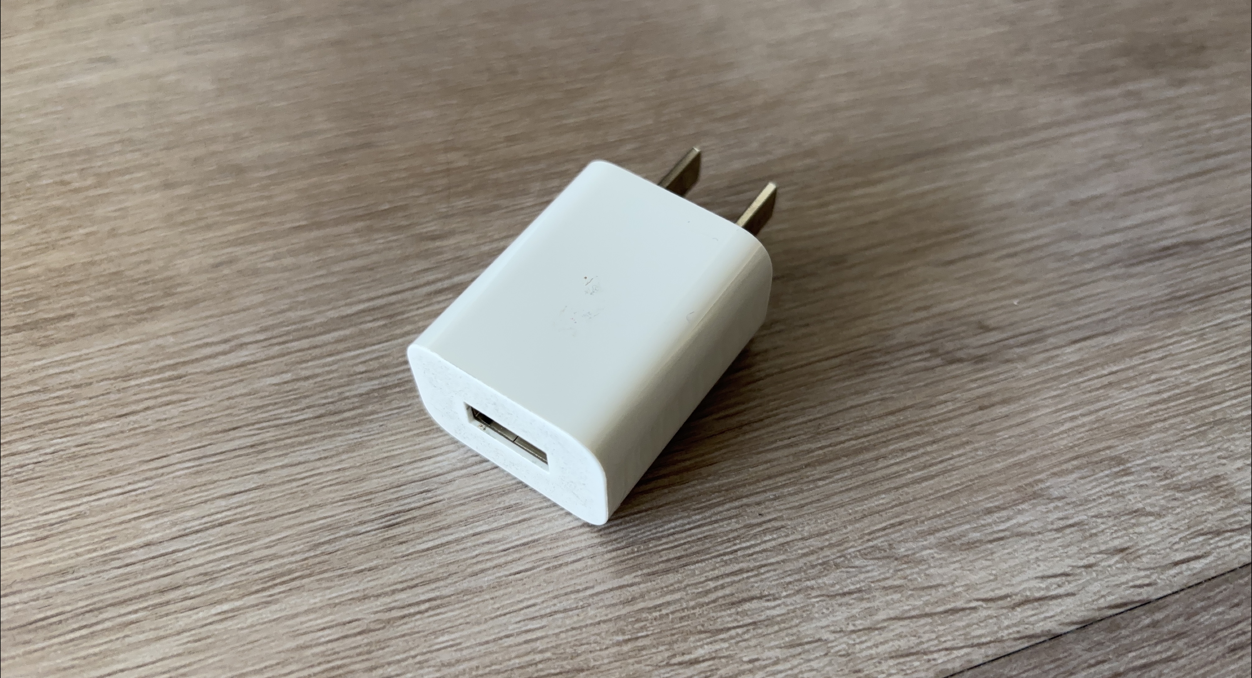 USB Wall Charger thumbnail