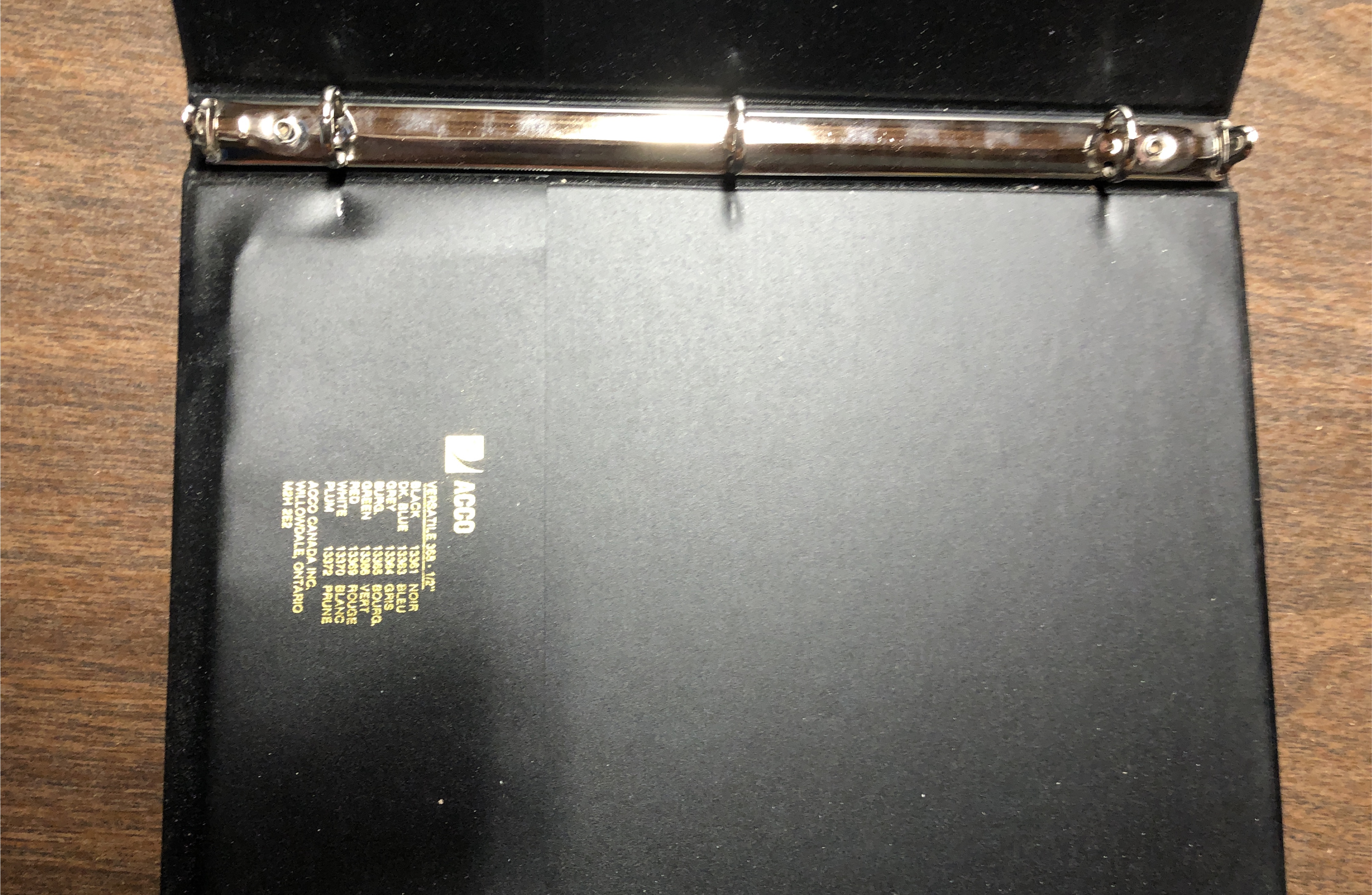 🆓ACCO Versatile 368-1/2" Black Binder image indicator(1)