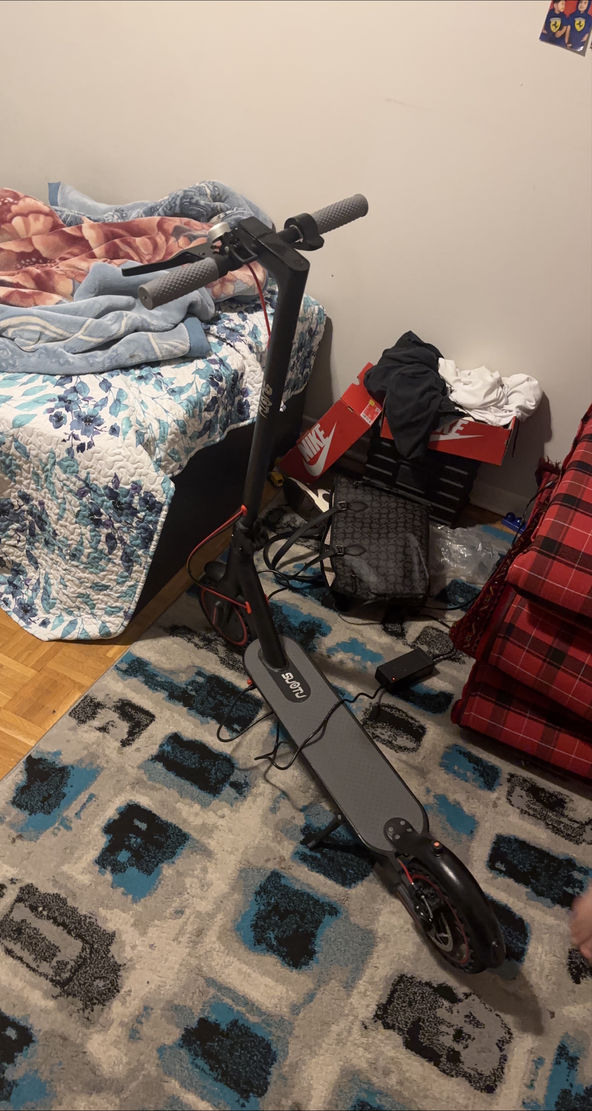 SUOTU Electric Scooter with Charger