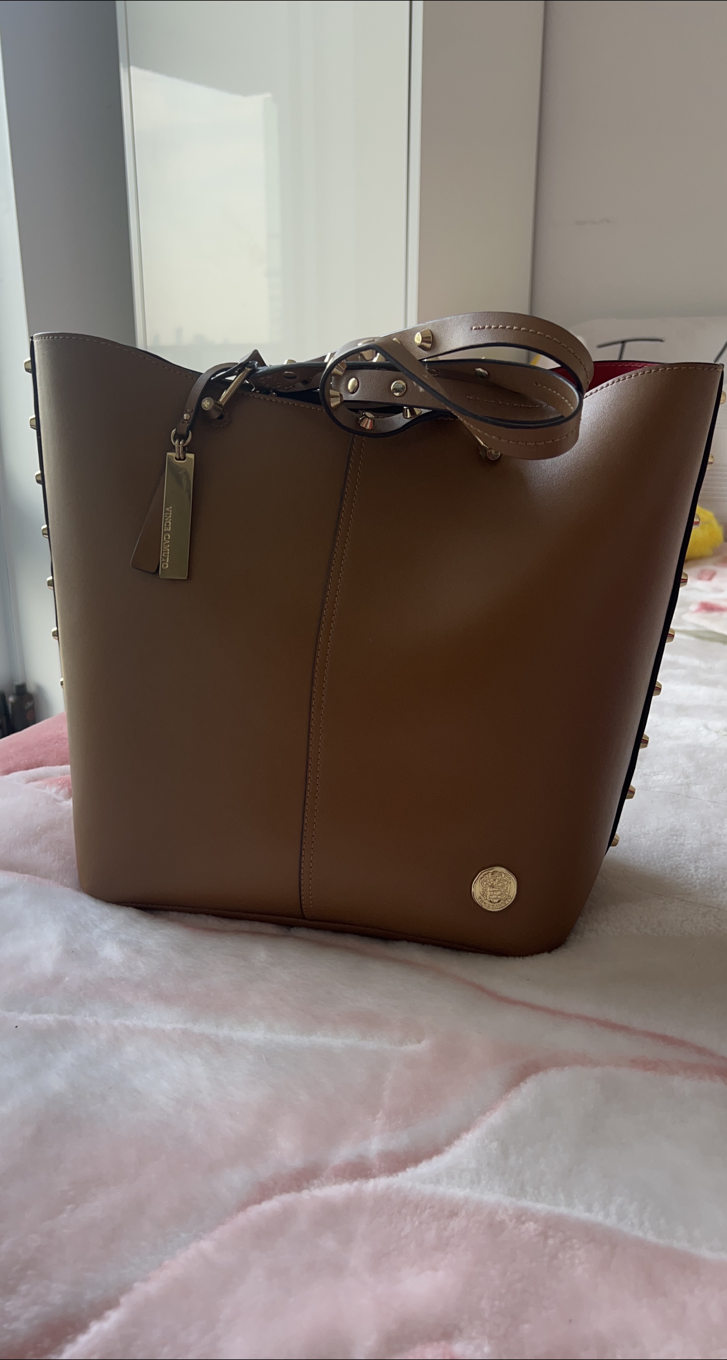 Vince Camuto Brown Tote Bag thumbnail