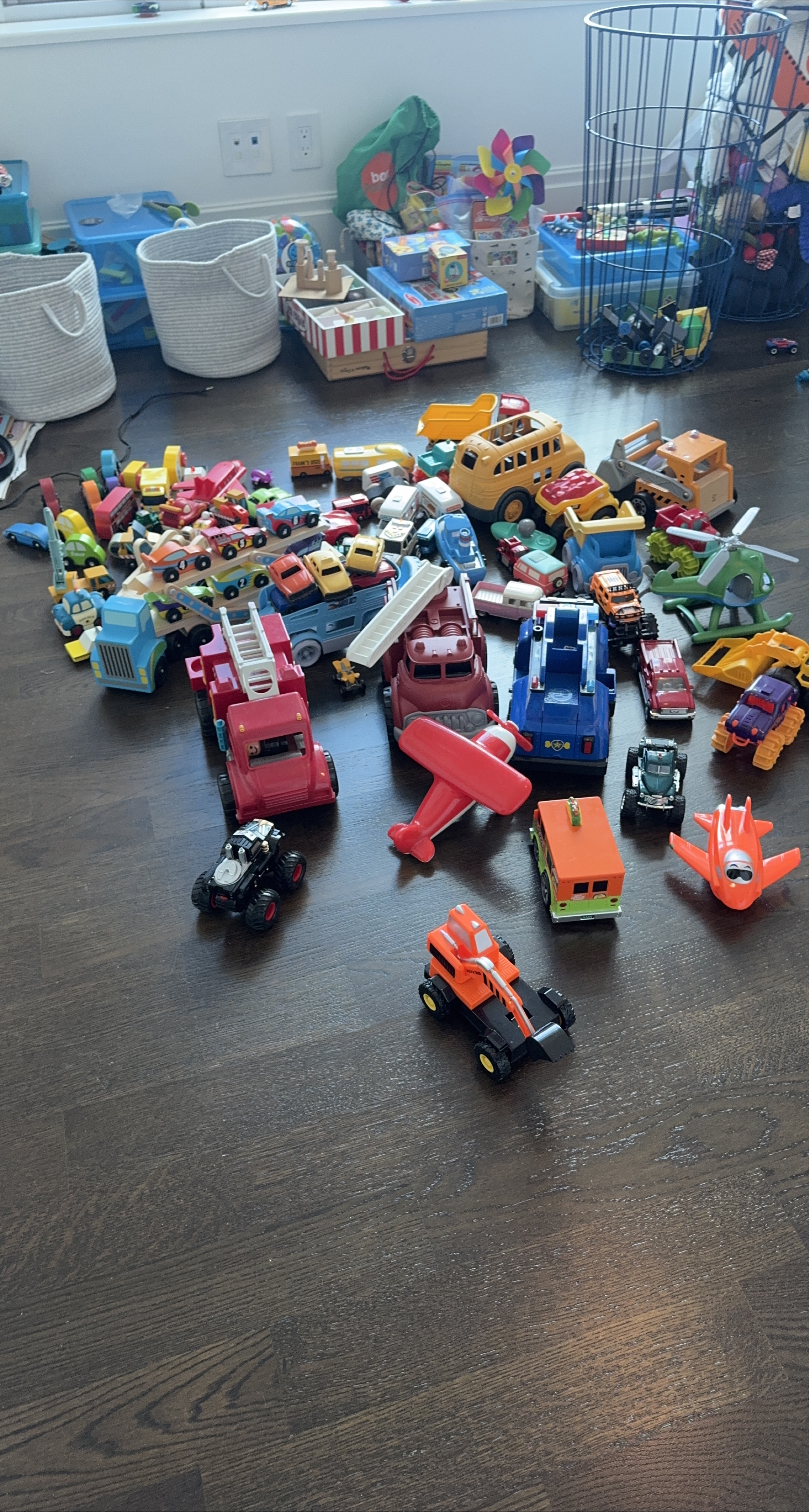 Mixed Lot of Toy Vehicles