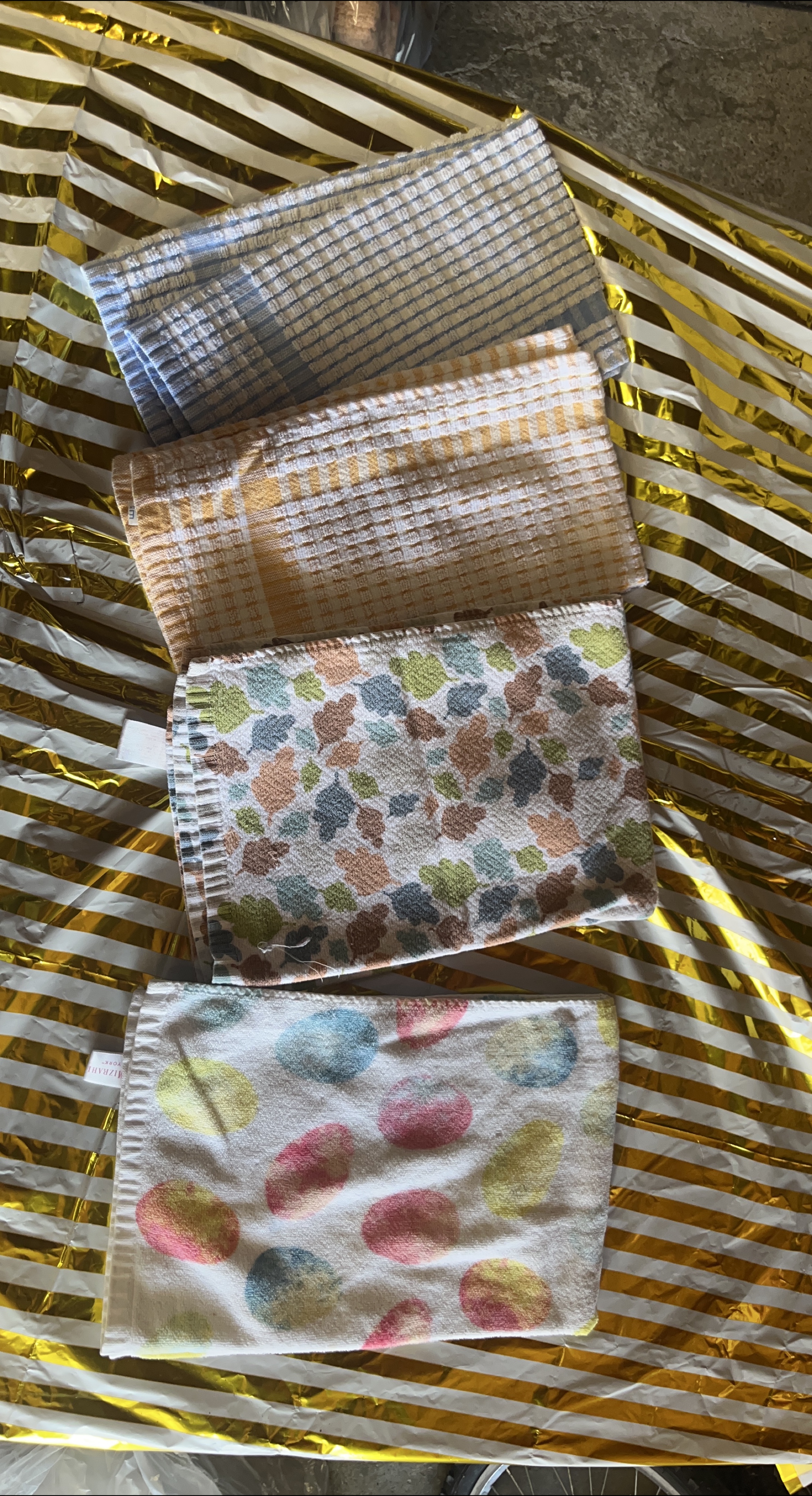 Set of 4 Kitchen Towels thumbnail