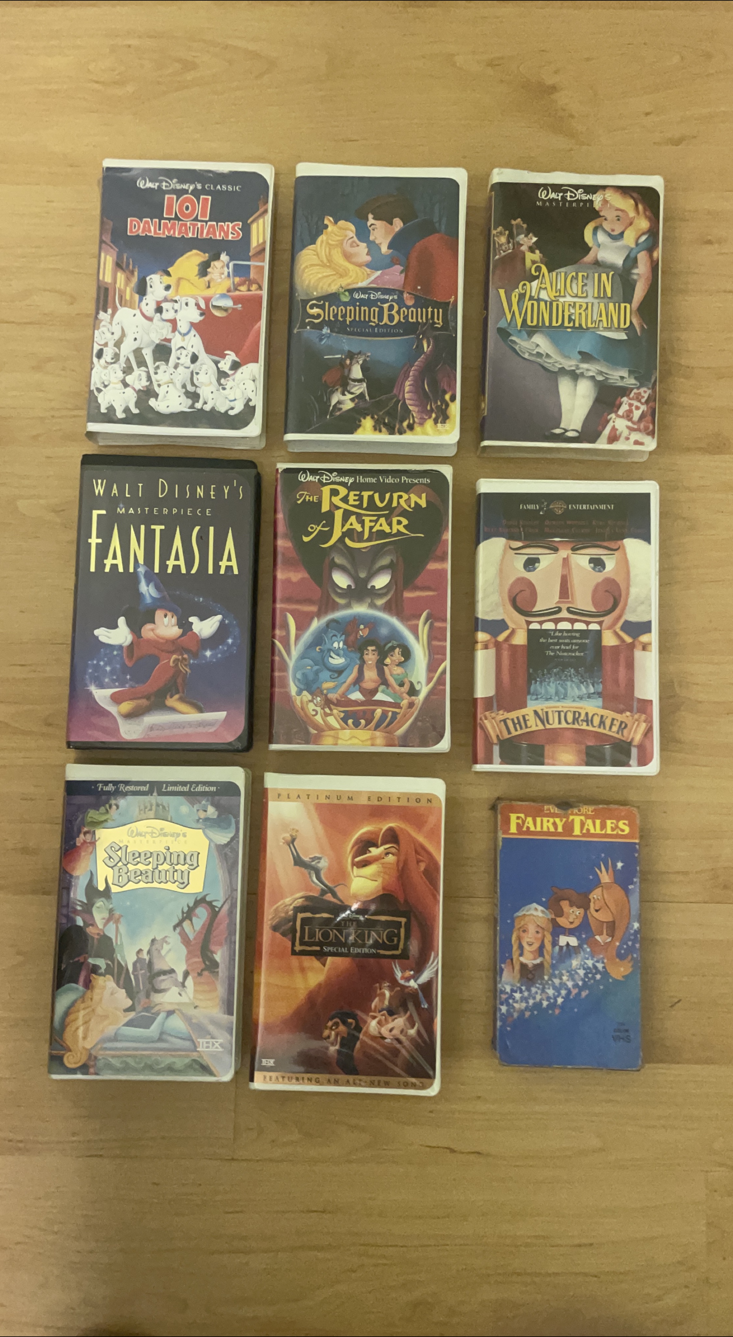 Disney VHS Tapes - Classic Collection thumbnail