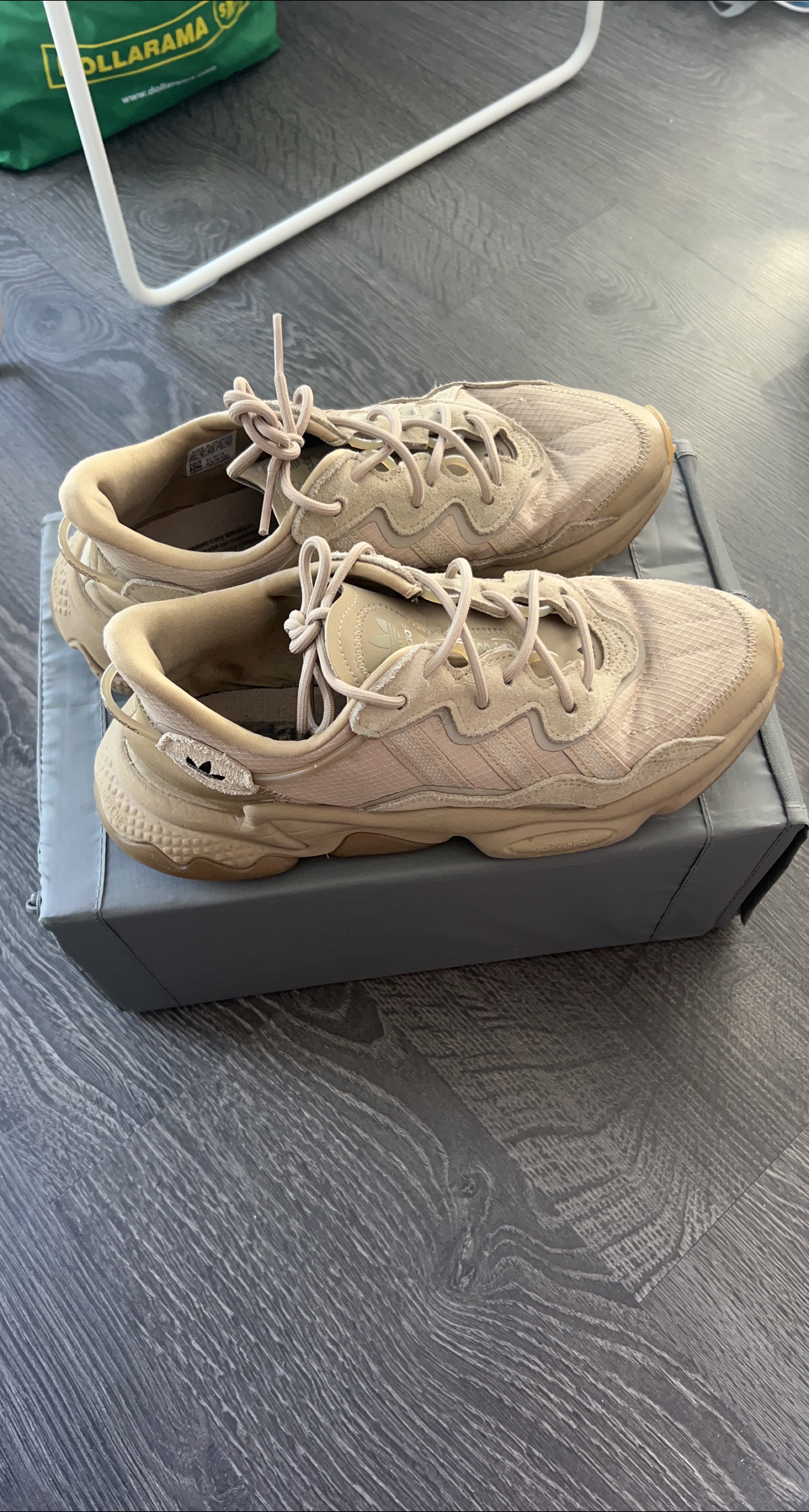 Adidas Ozweego Beige Sneakers
