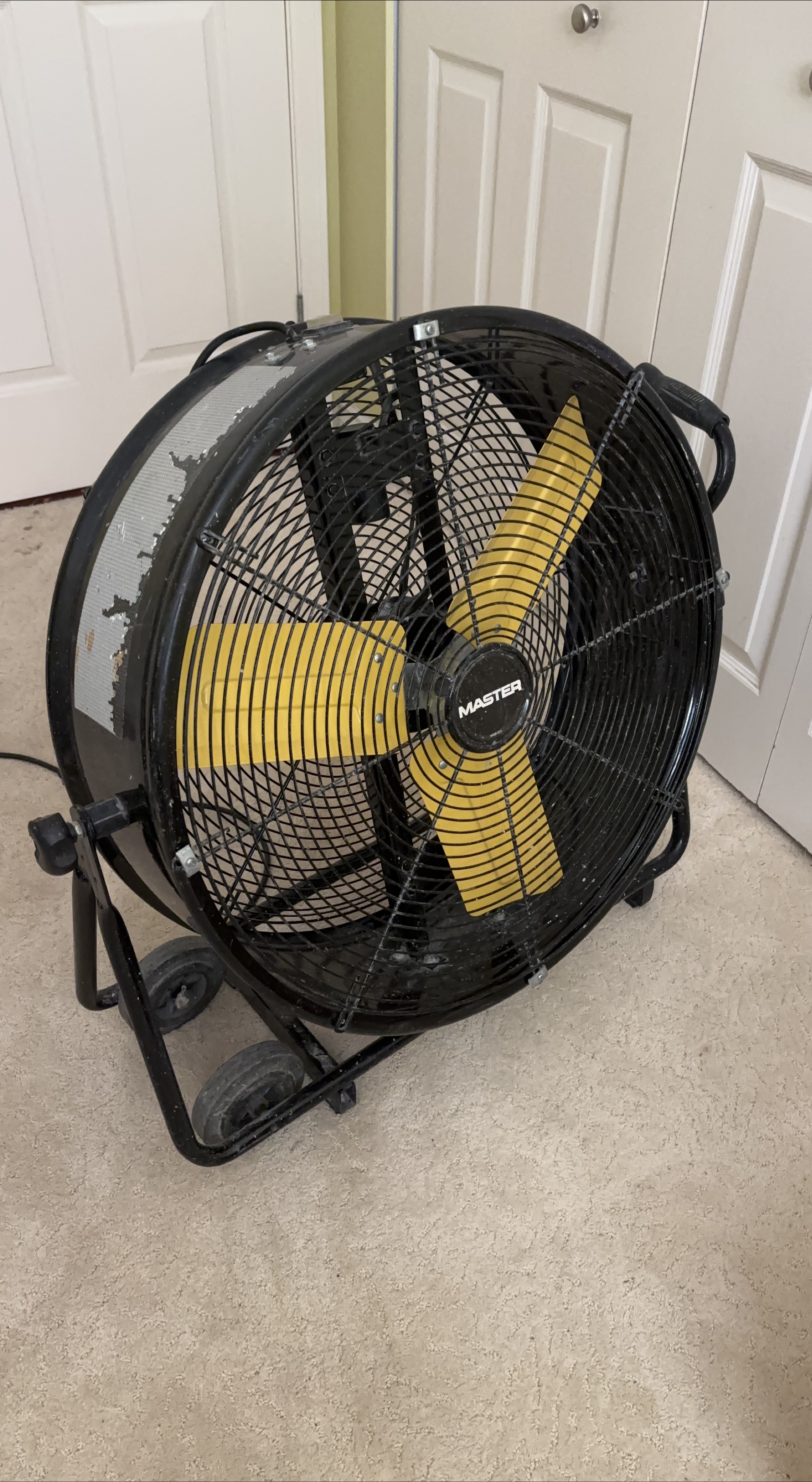 Master Industrial Floor Fan - Heavy Duty thumbnail