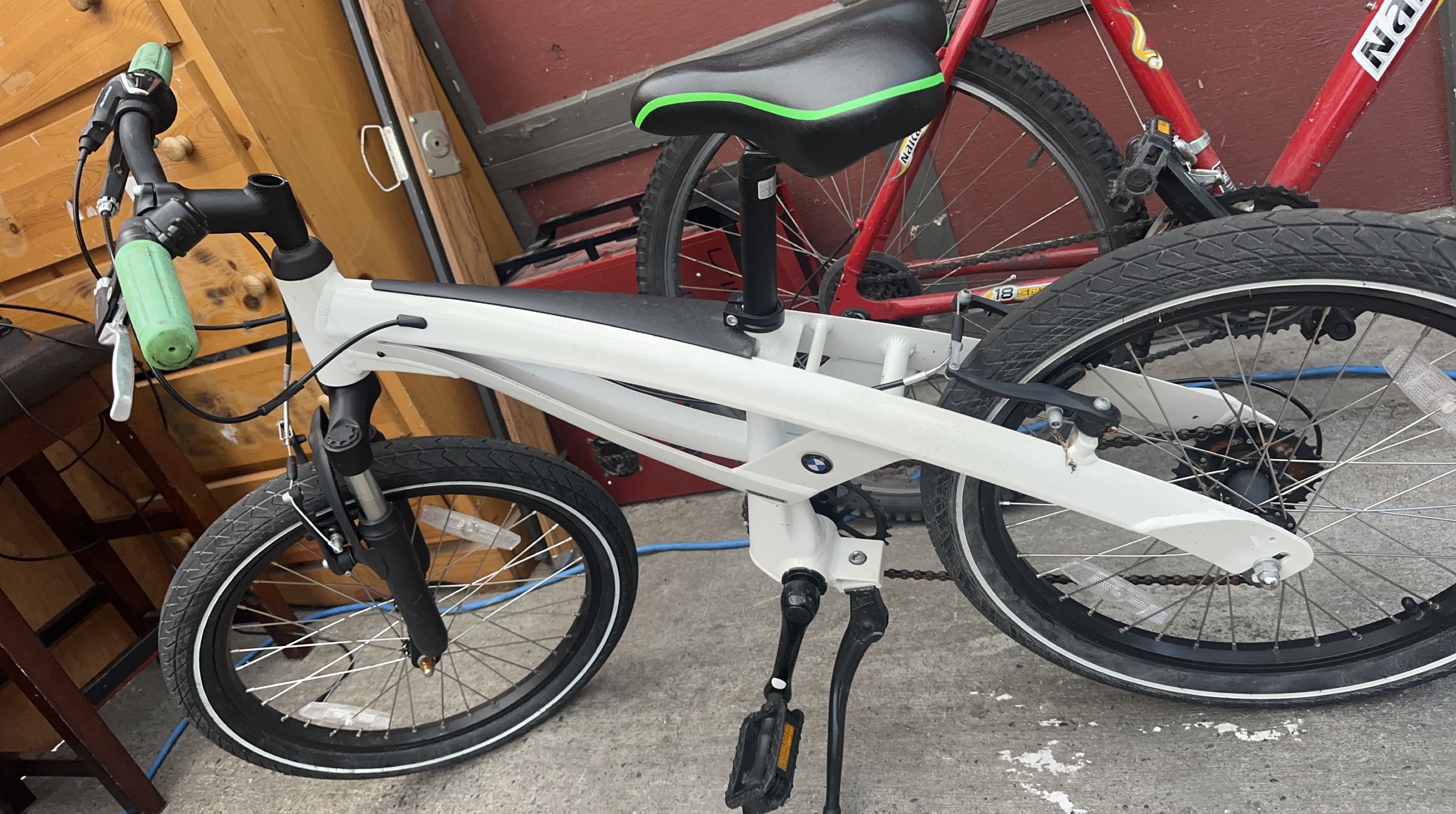 BMW Kids Bike - White thumbnail