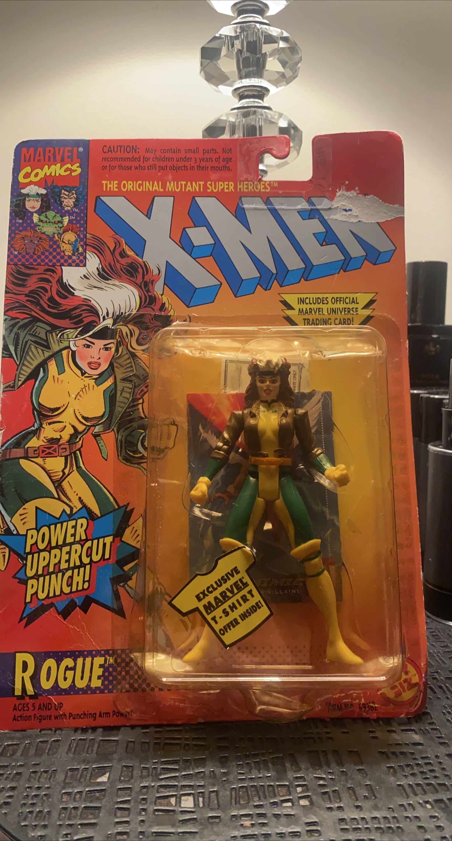 Marvel X-Men Rogue Action Figure thumbnail