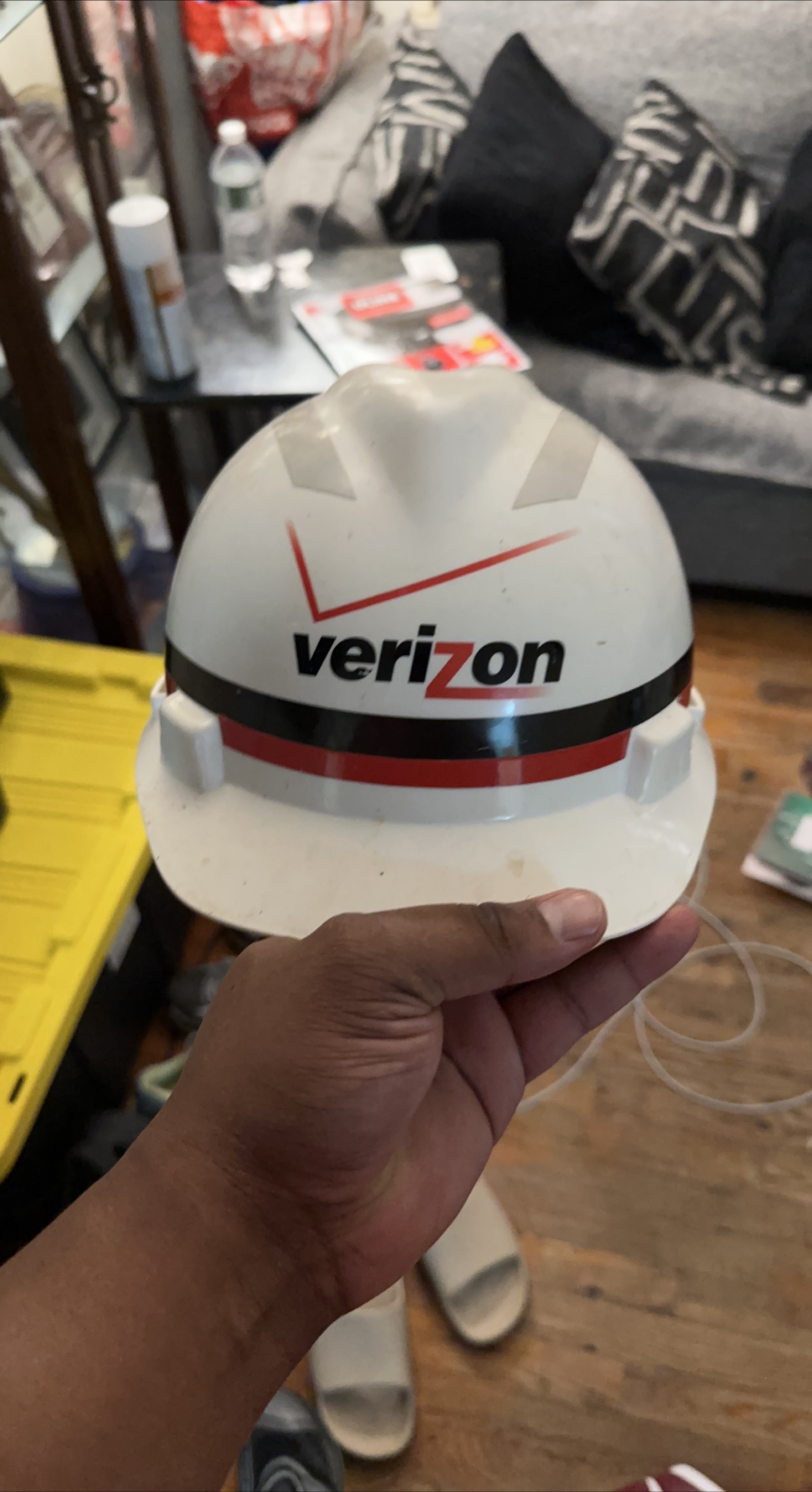 Verizon Hard Hat thumbnail