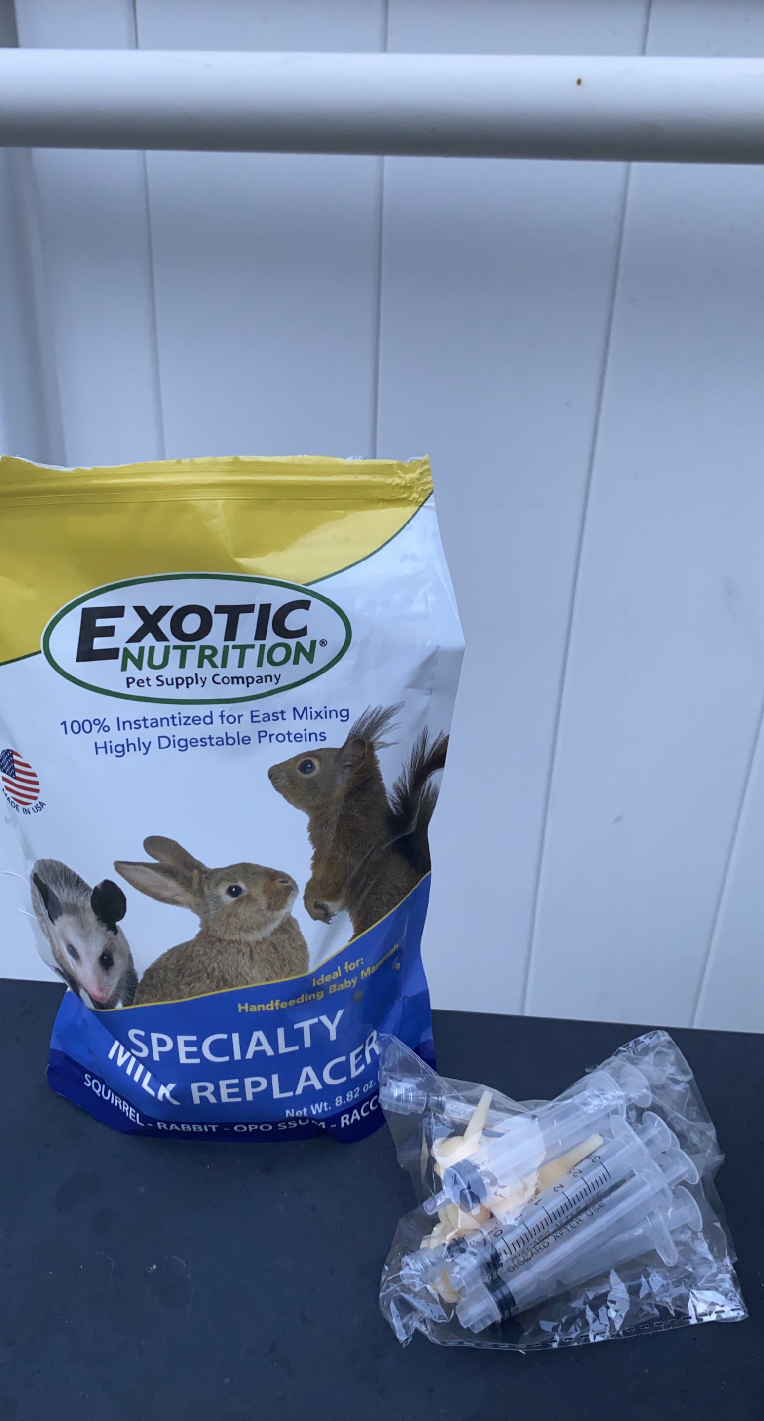 Exotic Nutrition Milk Replacer for Baby Mammals thumbnail