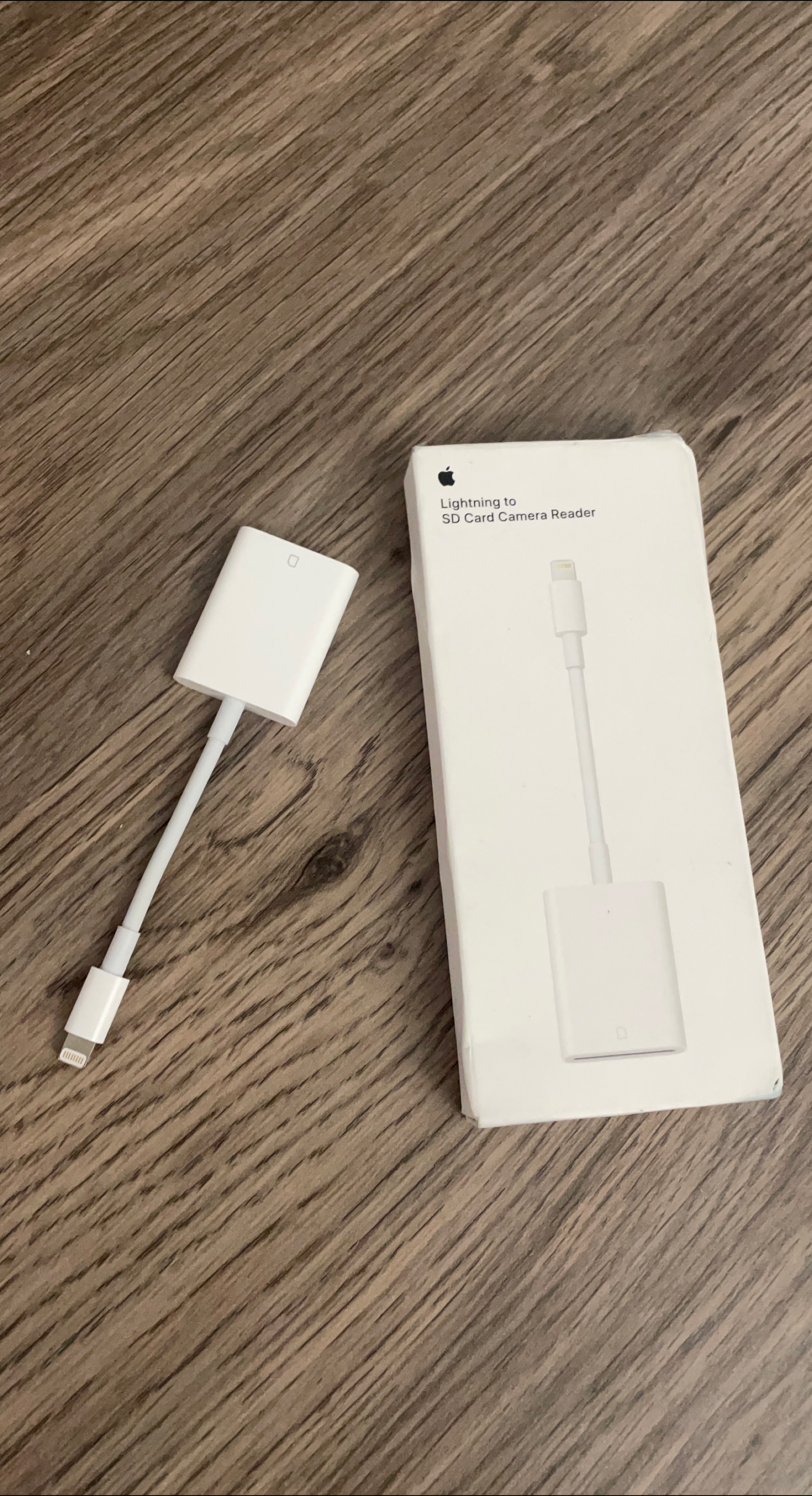 Apple Lightning to SD Card Camera Reader thumbnail