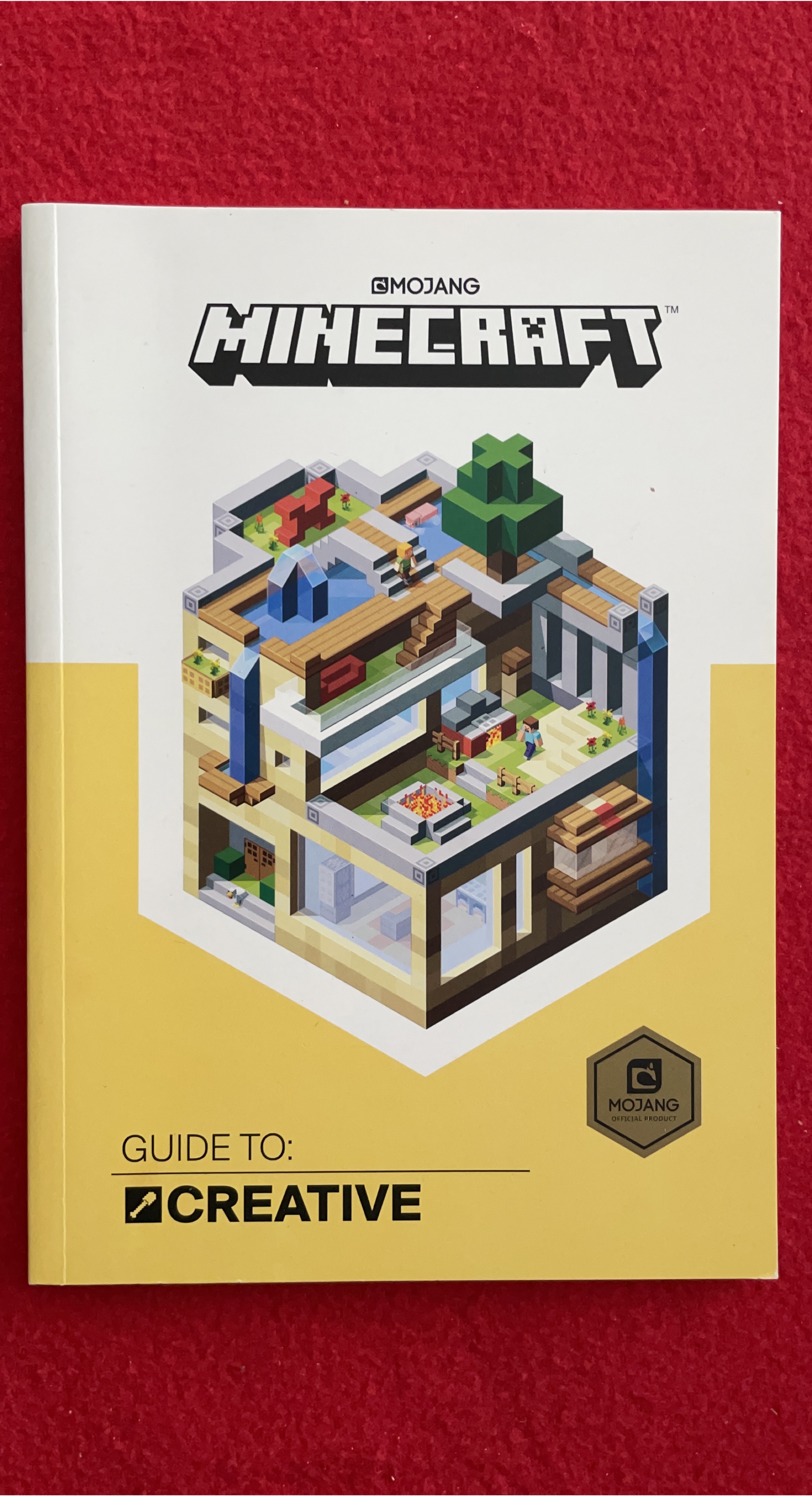 Minecraft Guide to Creative by Mojang thumbnail