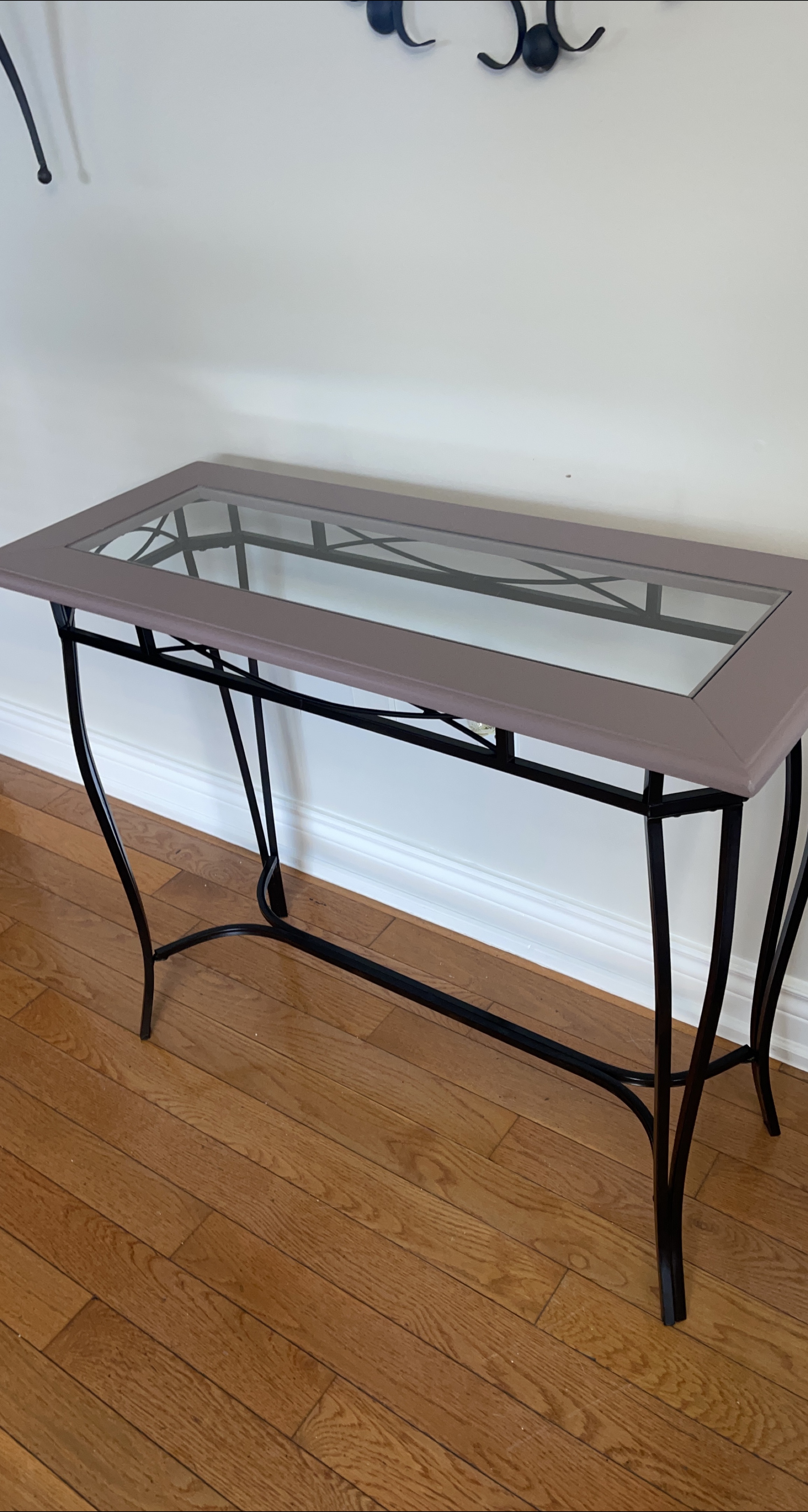 Glass Top Console Table image indicator(1)