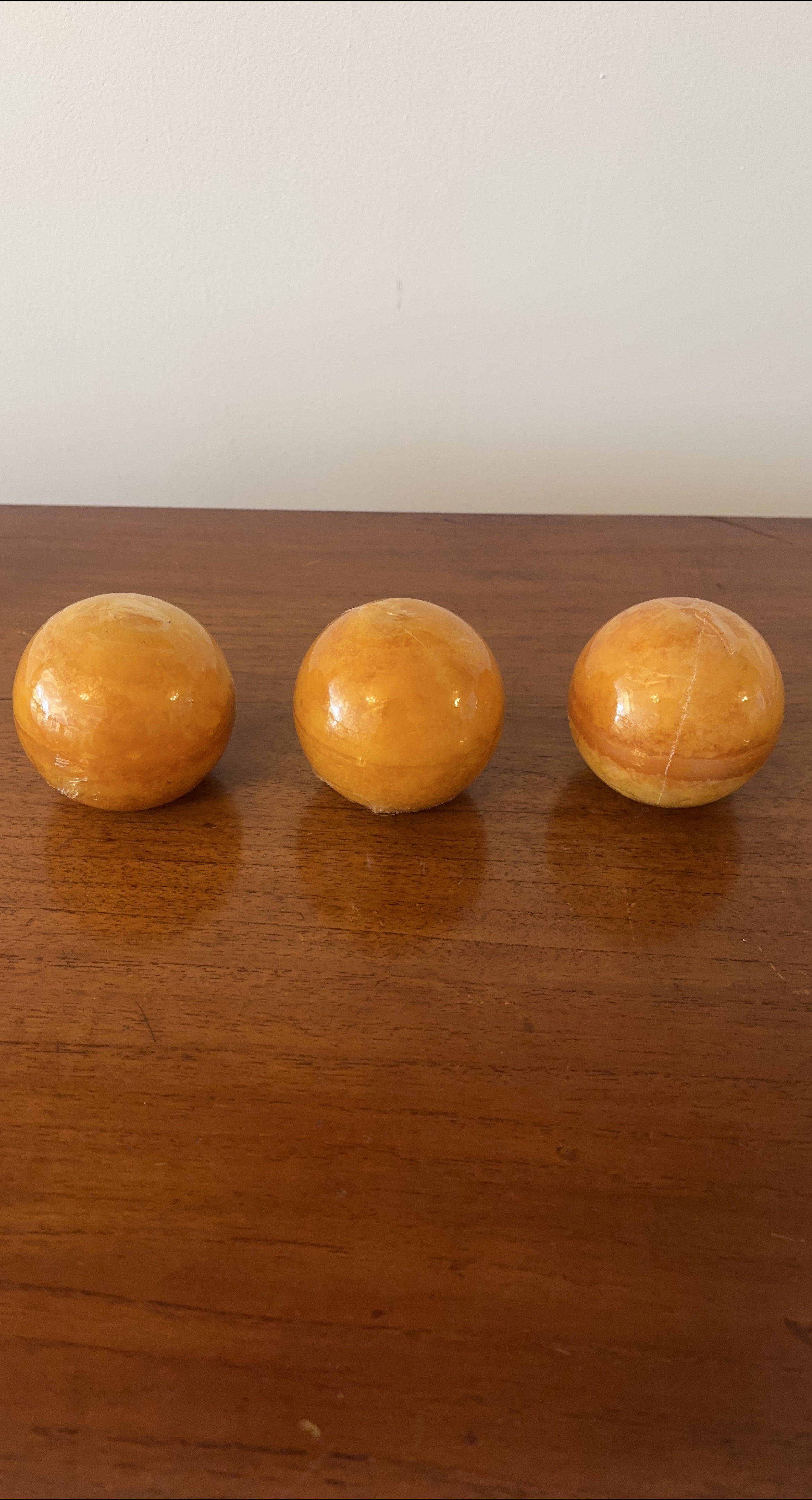 Bill Blass Amber Candles- New- Apple Cider Fragrance thumbnail
