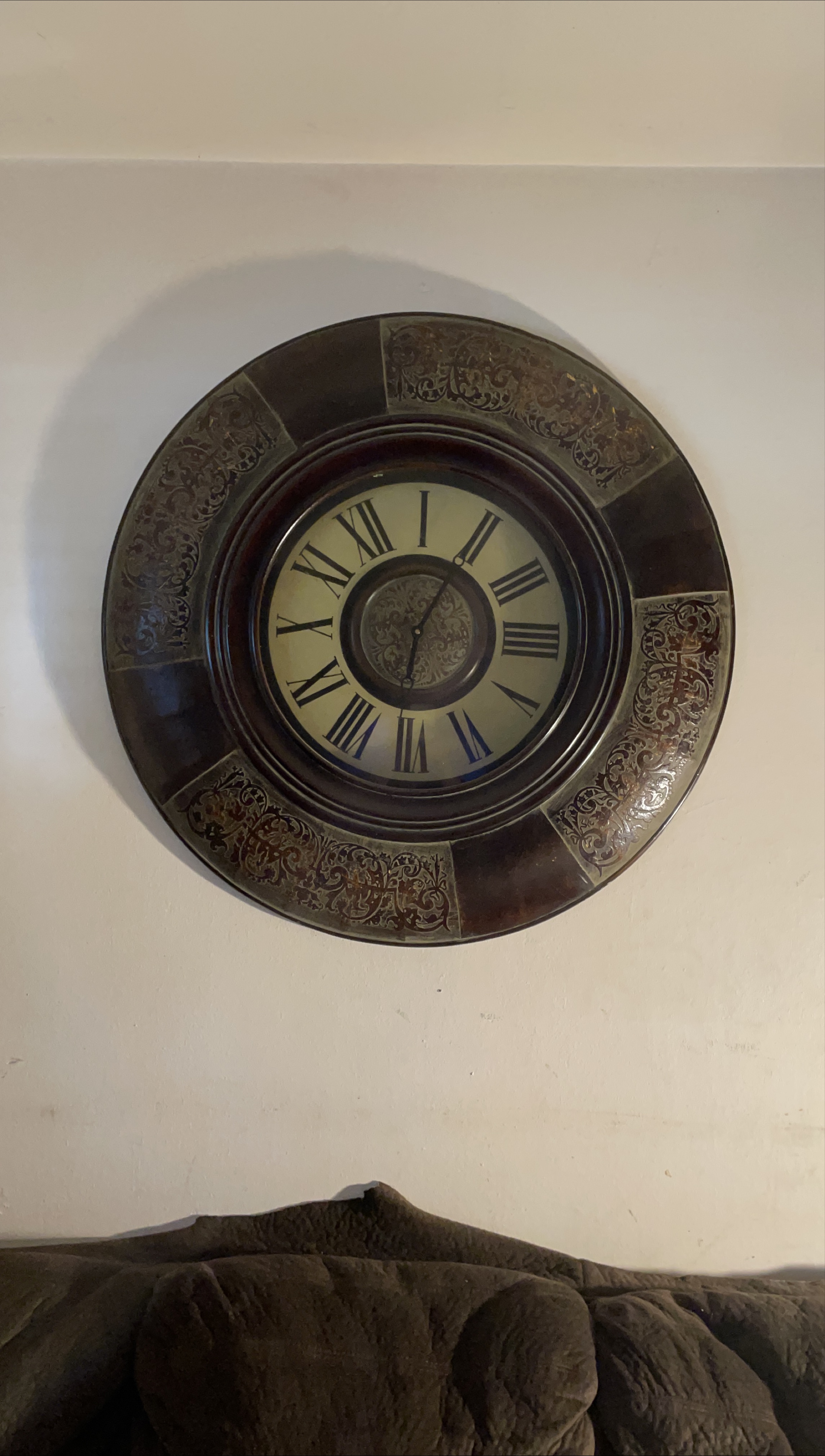 Round Wall Clock thumbnail