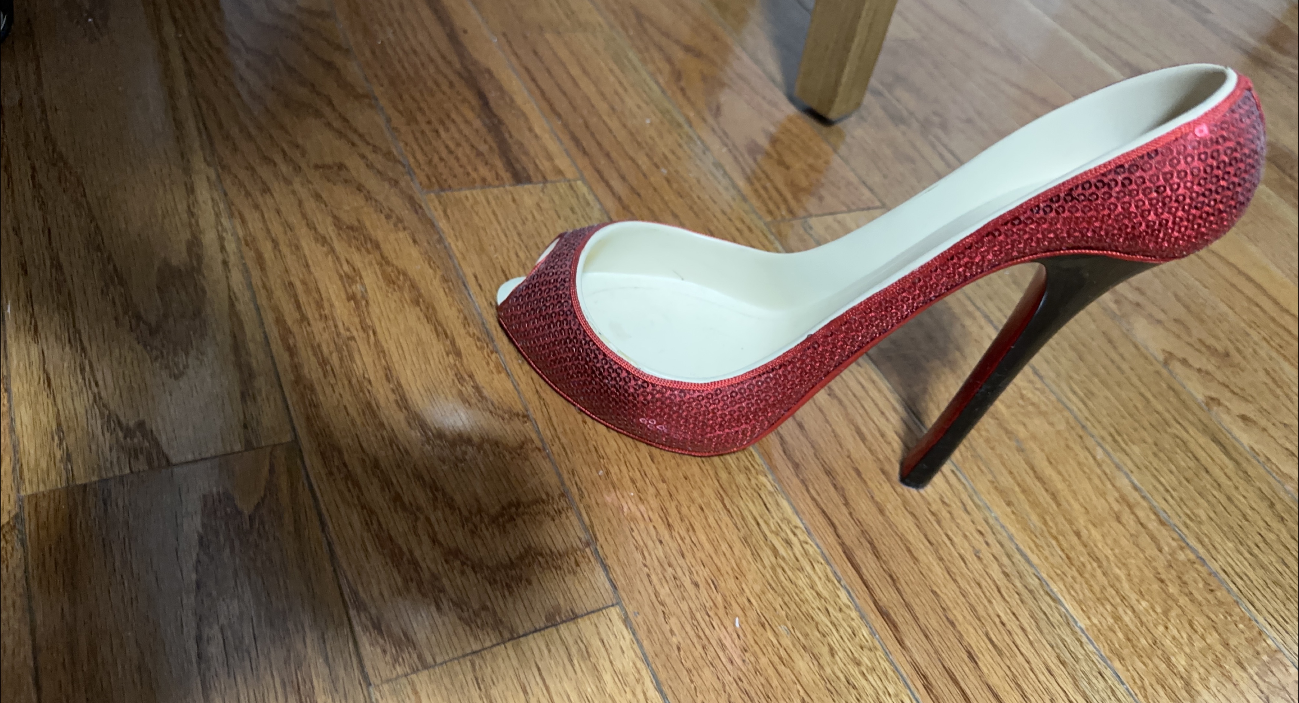 Red Sequin High Heel thumbnail