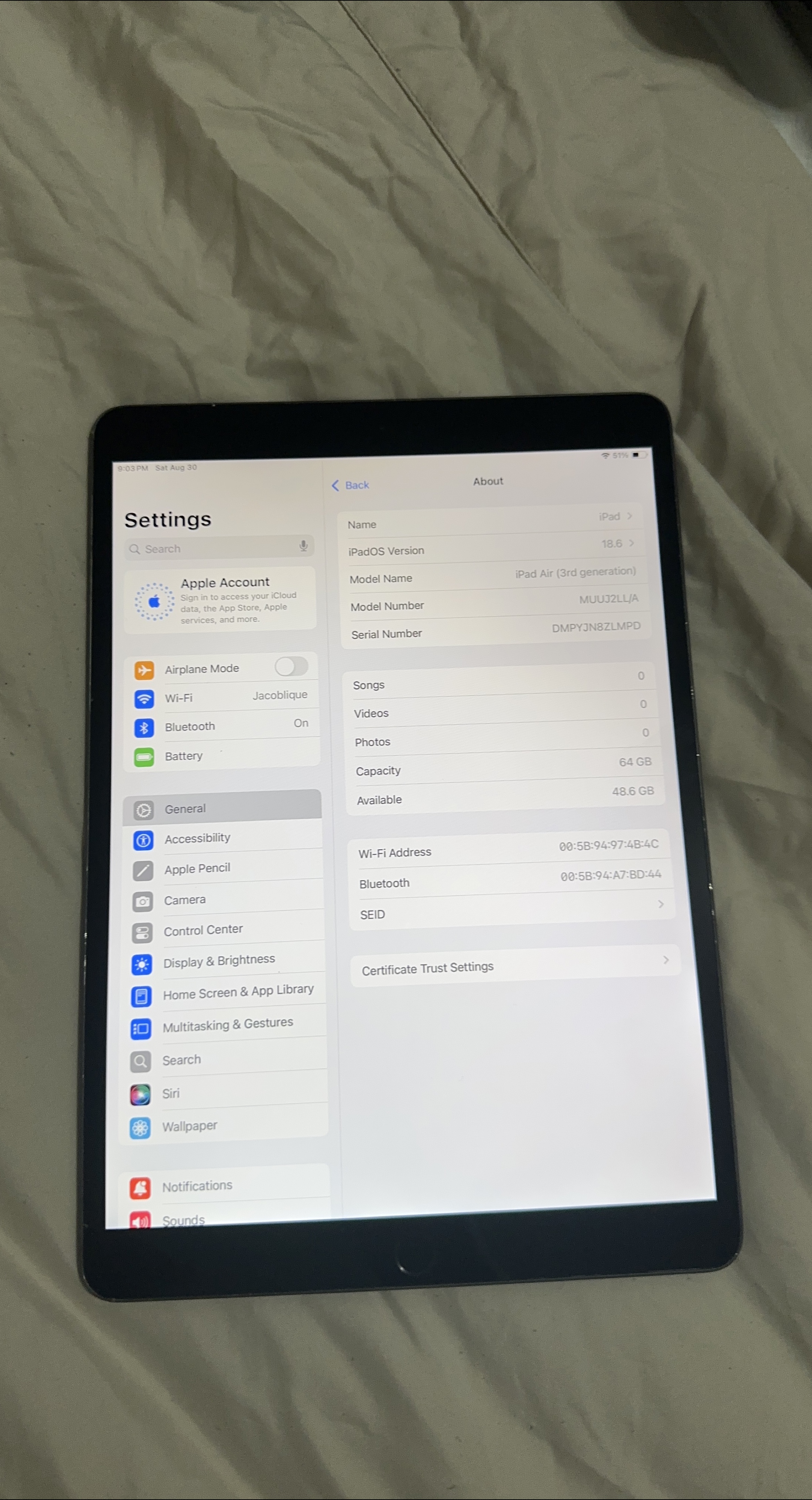 Apple iPad Air (3rd Gen) 64GB thumbnail