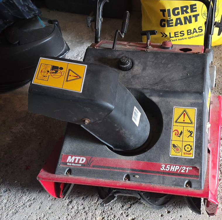MTD 3.5HP/21" Snowblower thumbnail