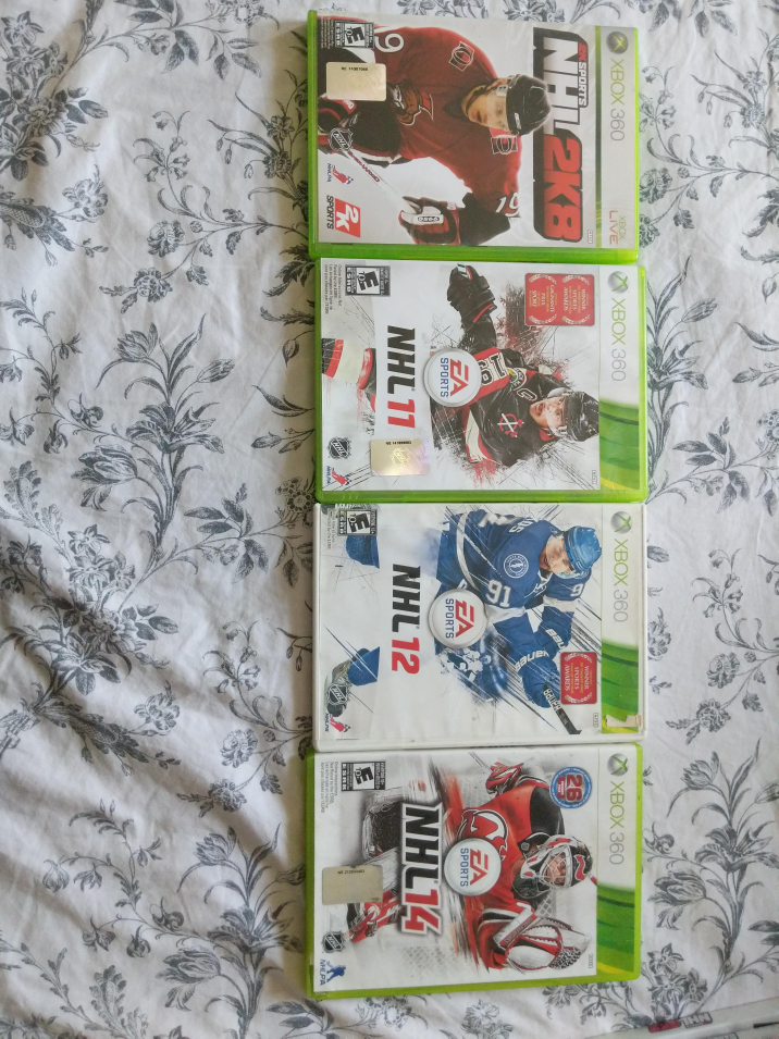Xbox 360 NHL Games Bundle thumbnail