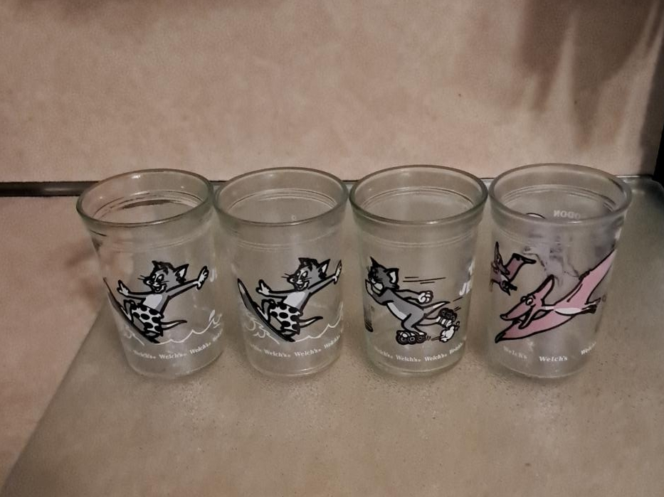 Welch's Jelly Jar Glasses - Tom and Jerry & More! thumbnail