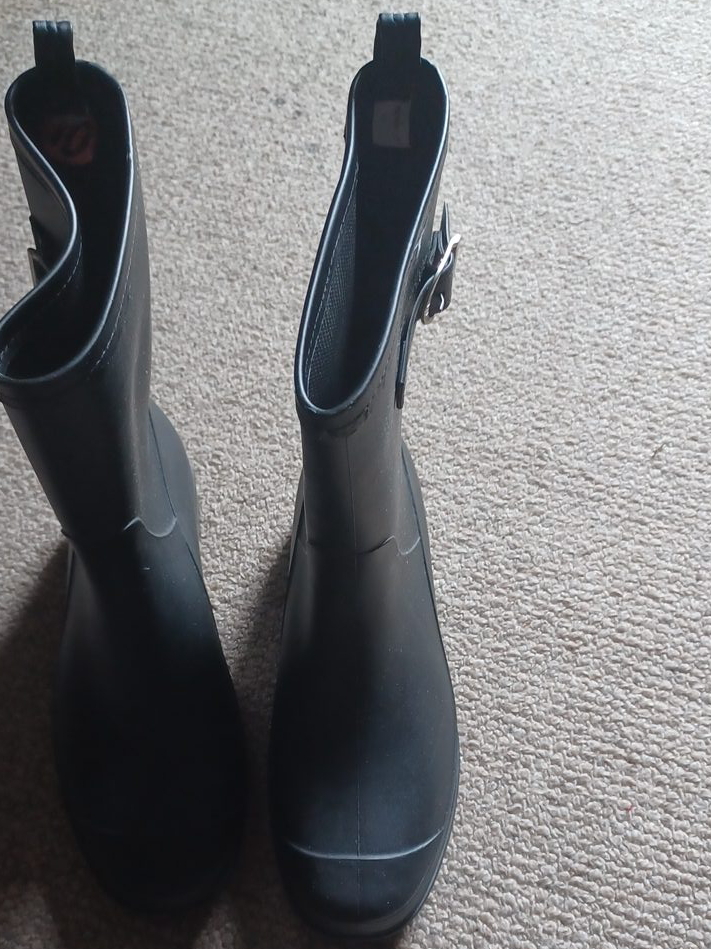 Black Rain Boots thumbnail