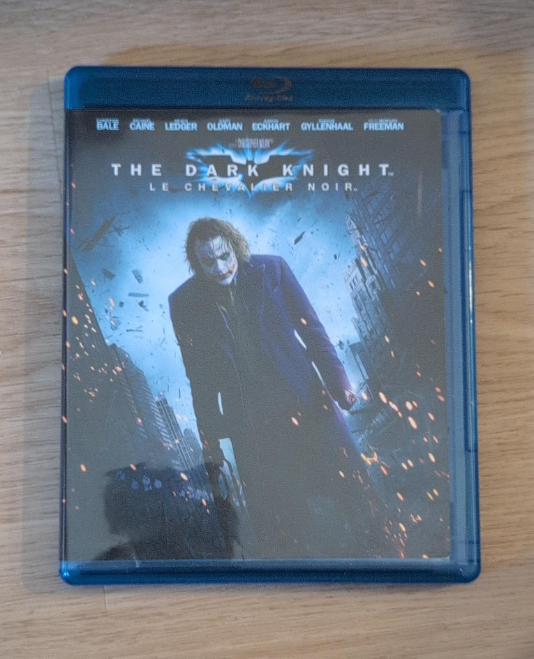 The Dark Knight Blu-ray thumbnail
