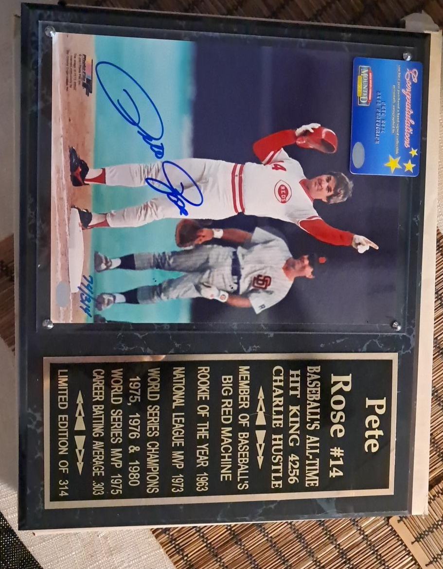 Pete Rose #14 Autographed Photograph thumbnail