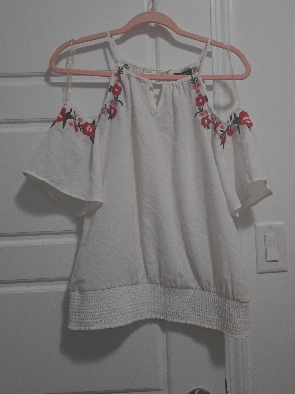 White Cold Shoulder Floral Top thumbnail