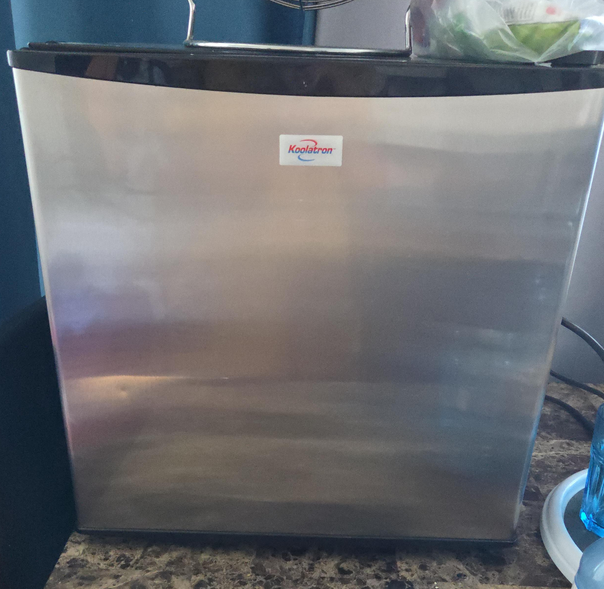 Koolatron Compact Fridge thumbnail