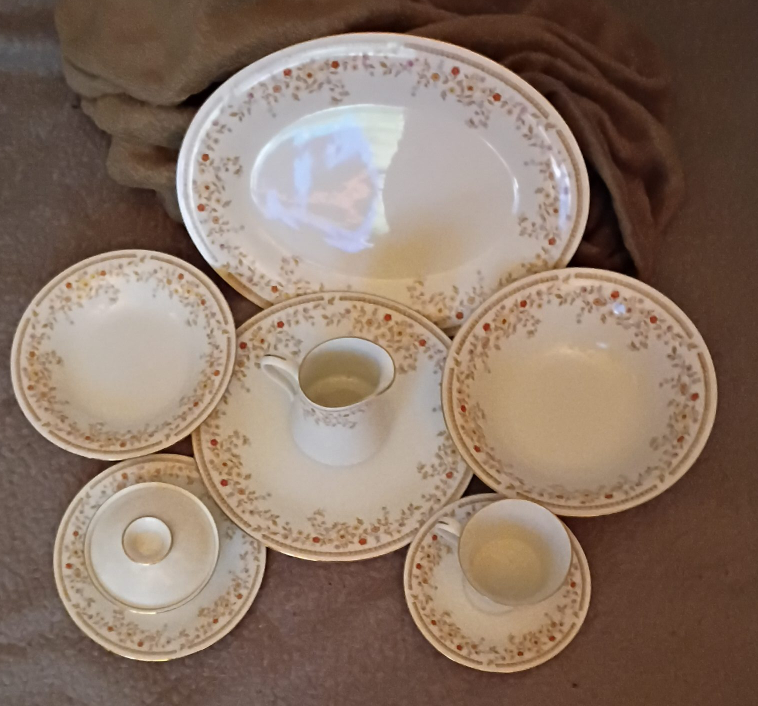 Vintage Corelle Woodland Dinnerware Set