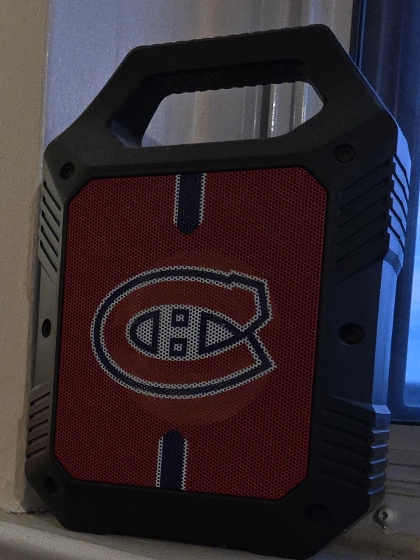 Montreal Canadiens Bluetooth Speaker thumbnail