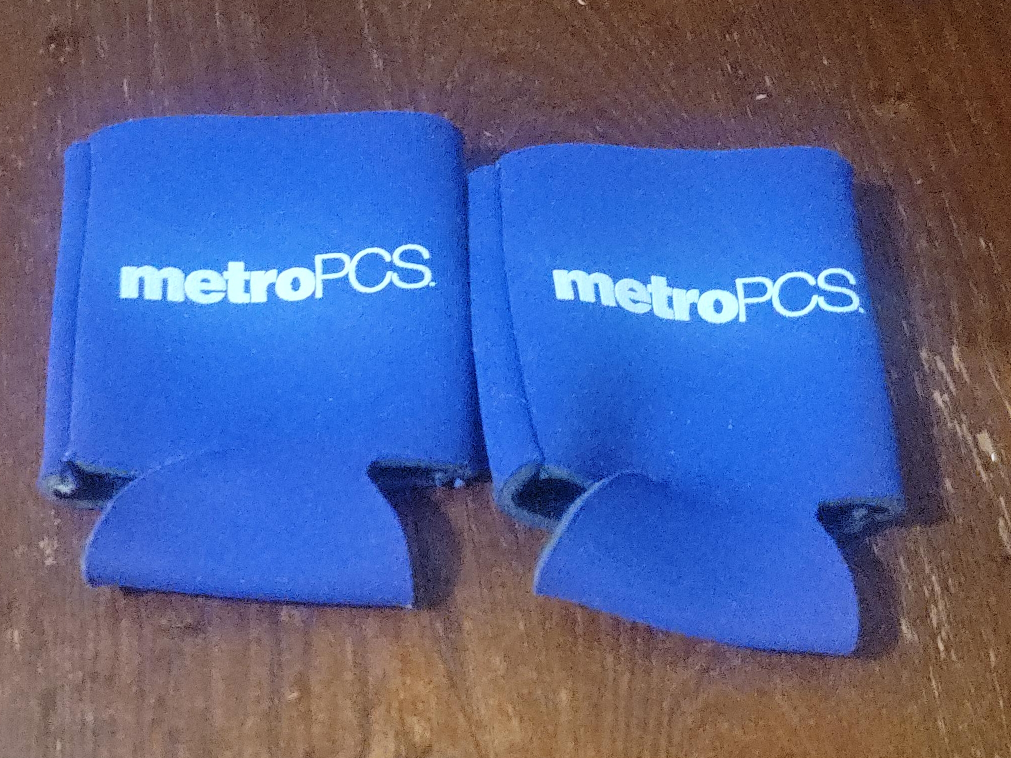 MetroPCS Can Koozies (2) thumbnail