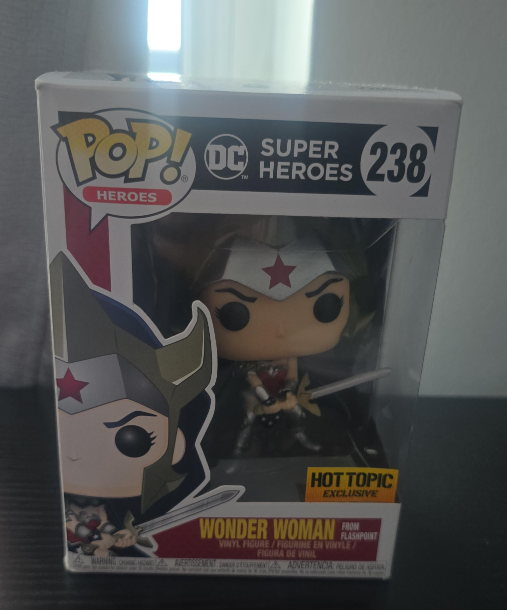 Funko Pop! DC Super Heroes Wonder Woman 238 thumbnail